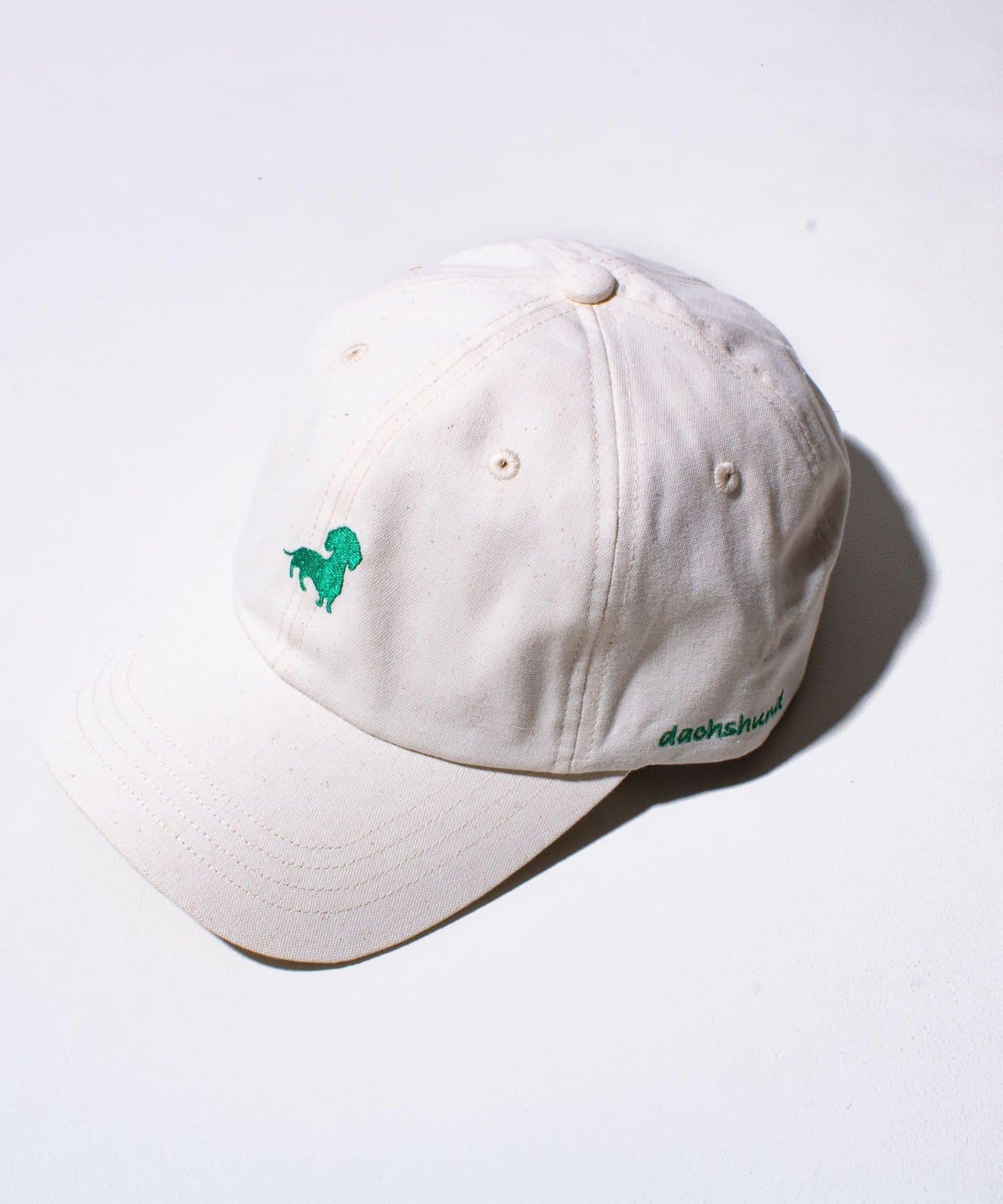 FREDY & GLOSTER(フレディ アンド グロスター) レディース 【GLOSTER】DOG & CAT シルエット刺繍 カラーキャップ CAP ナチュラル