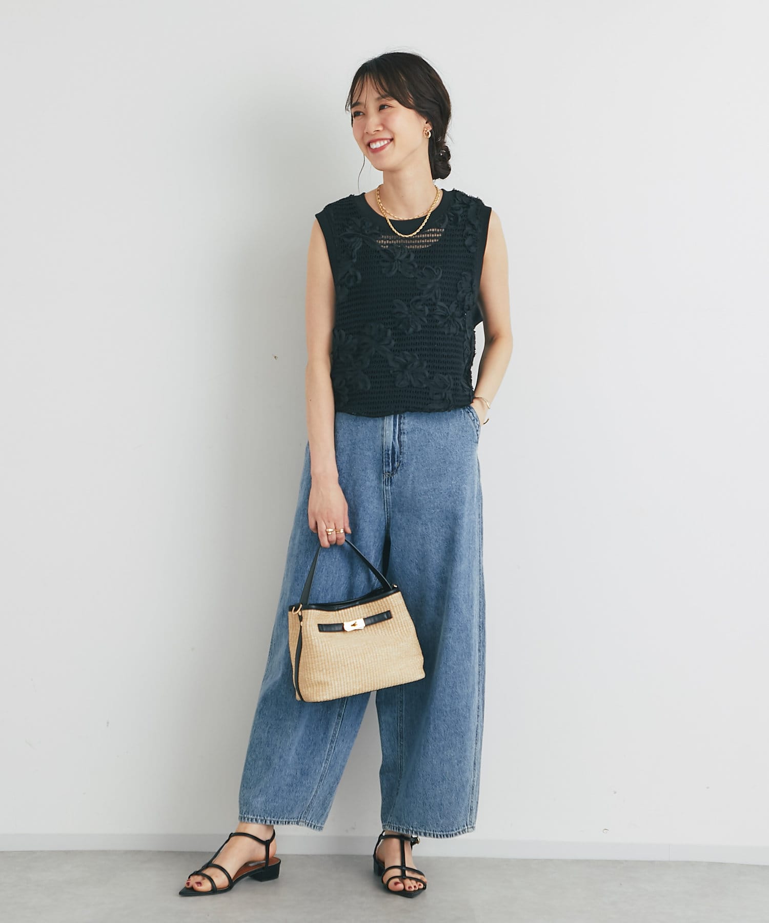 un dix cors(アンディコール) フラワーモチーフメッシュトップス