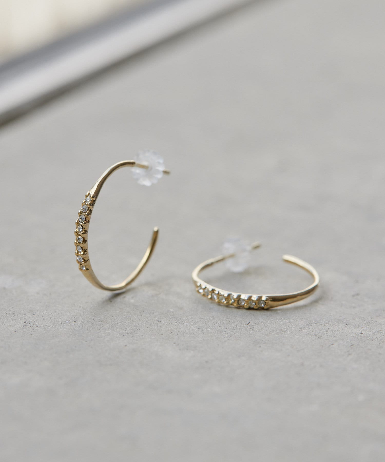 y project クリスタルフープピアス SWAROVSKI ピアス 「公式」「スワロフスキー」Matrix フープ