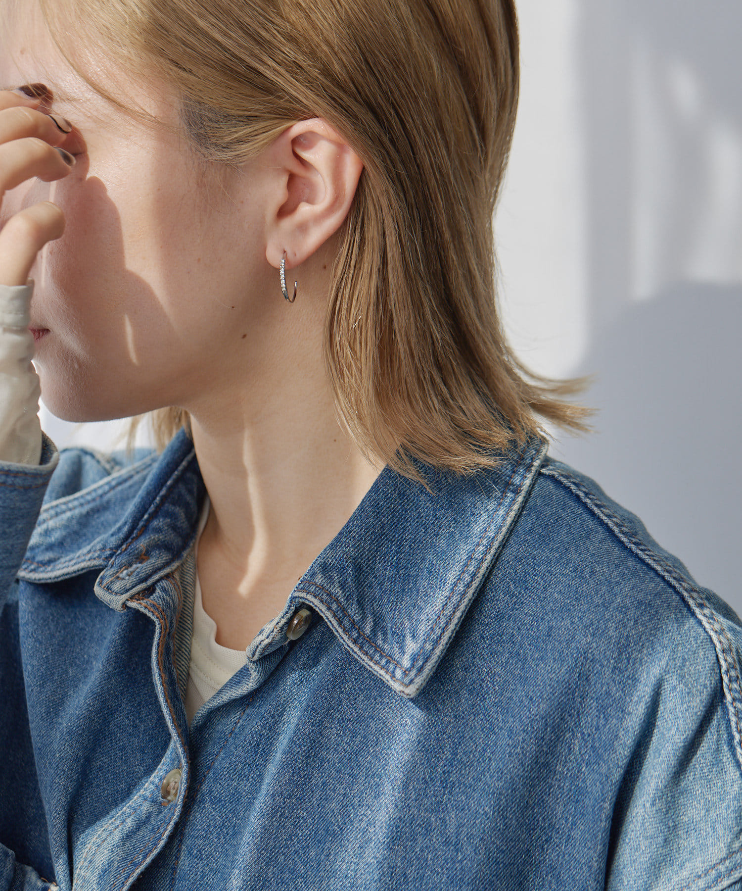 ear PAPILLONNER(イア パピヨネ) 極細フープ×クリスタルピアス