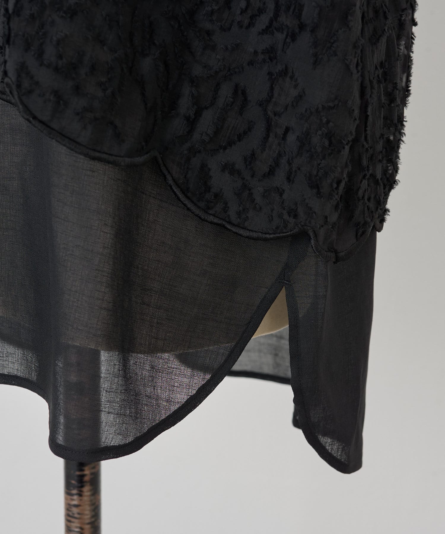 BEARDSLEY(ビアズリー) 《15 quinze》カットジャガードレイヤードブラウス