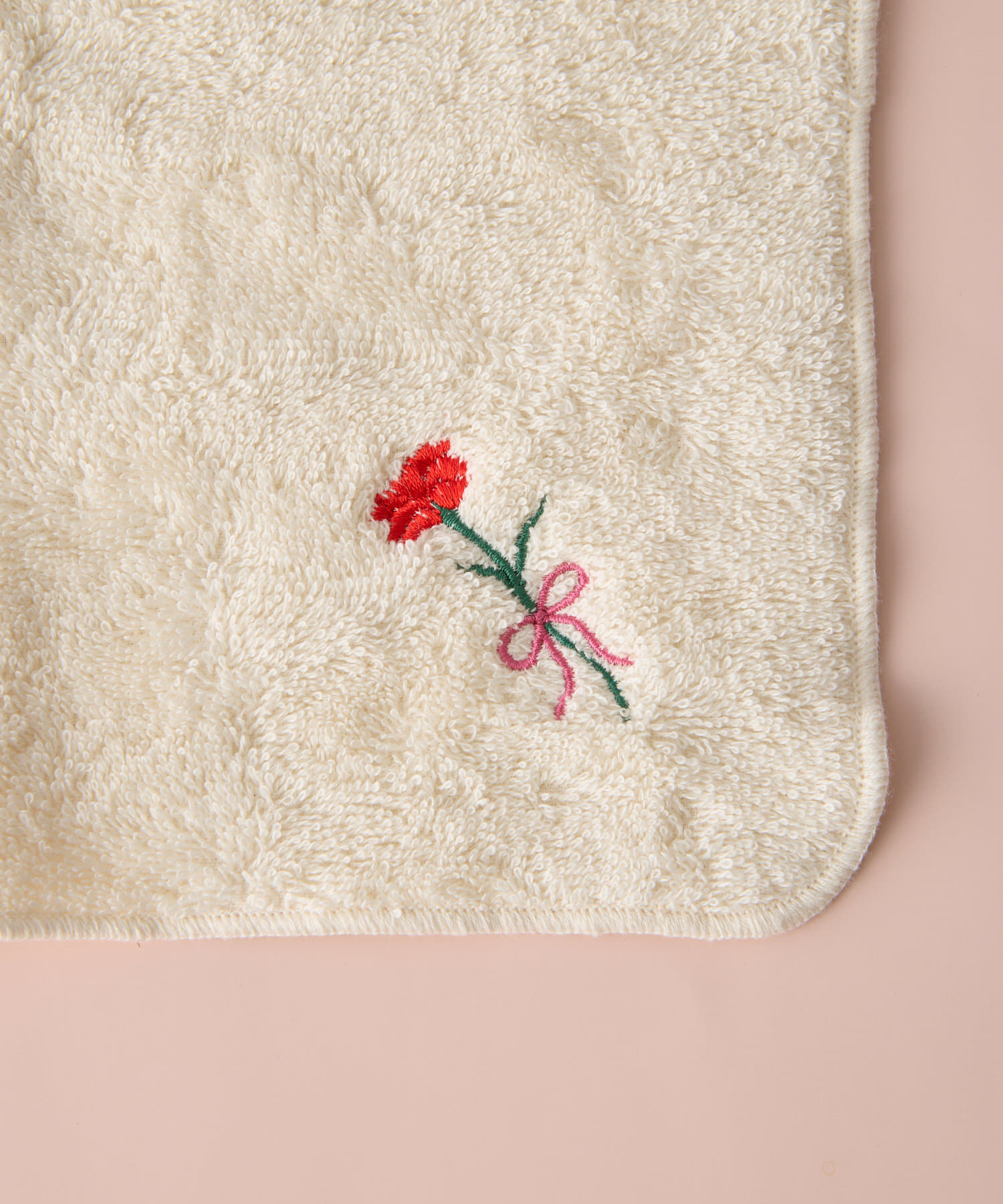 BIRTHDAY BAR(バースデイバー) カーネーション刺繍タオルハンカチ