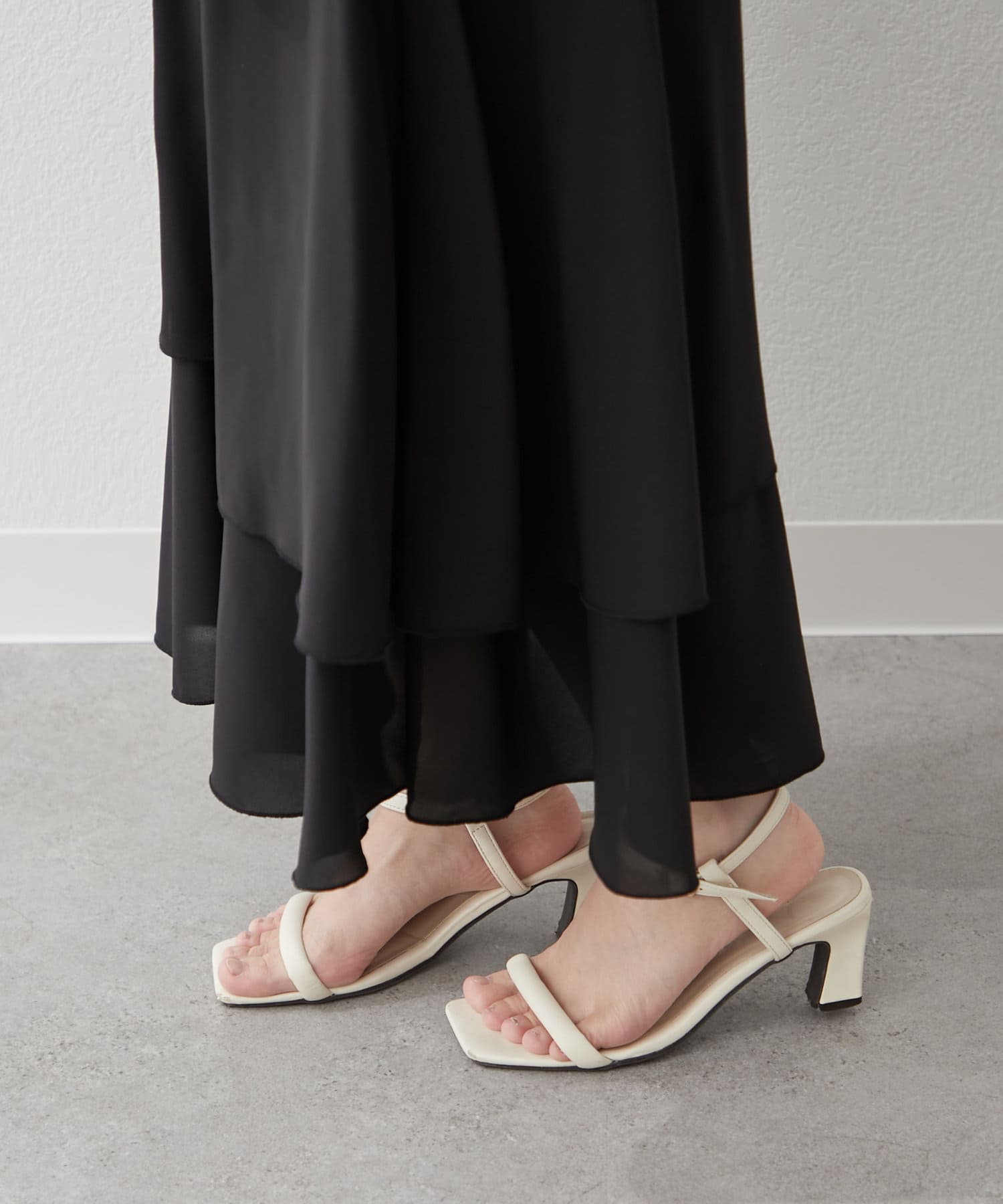 NICE CLAUP / OLIVE des OLIVE OUTLET(ナイスクラップ  / オリーブ デ オリーブ アウトレット) 【春の新作】【OUTLET限定】アシメティアードスカート