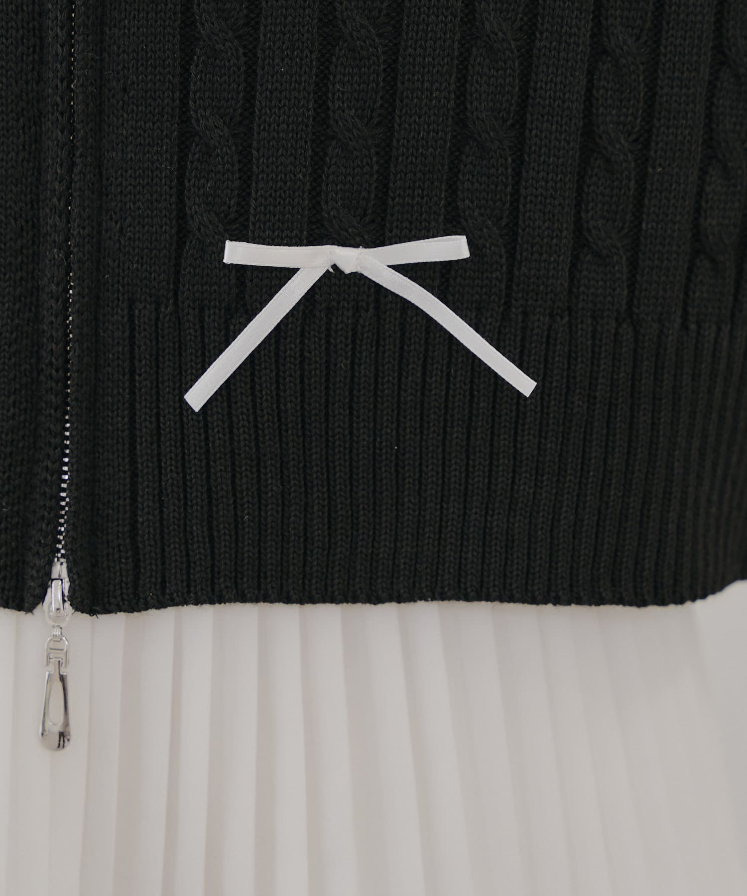 NICE CLAUP / OLIVE des OLIVE OUTLET(ナイスクラップ  / オリーブ デ オリーブ アウトレット) 【春の新作】【MARCHES】リボン付ZIPUPニット