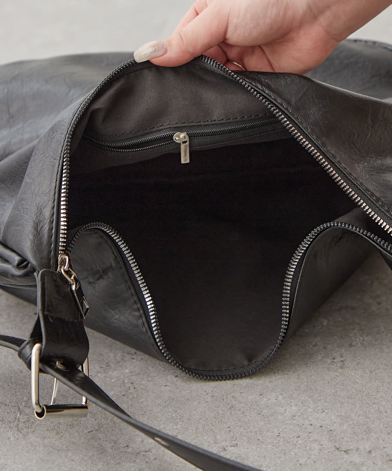 Remind me and forever(リマインドミーアンドフォーエバー) 【WEB限定】【さやべび×NUNIFE】合皮ショルダーBAG