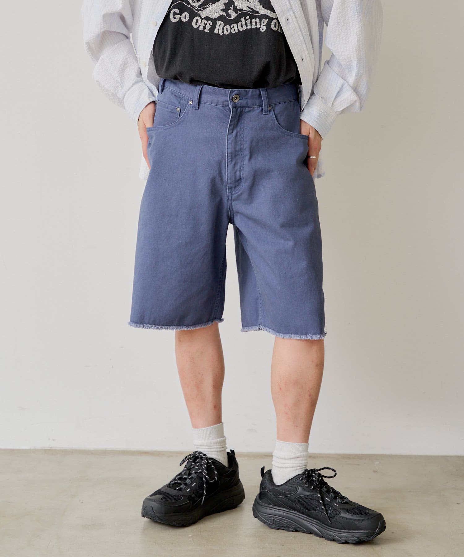 WHIMSIC/2サイズ展開】フェイデッドプロセシングツイルショート