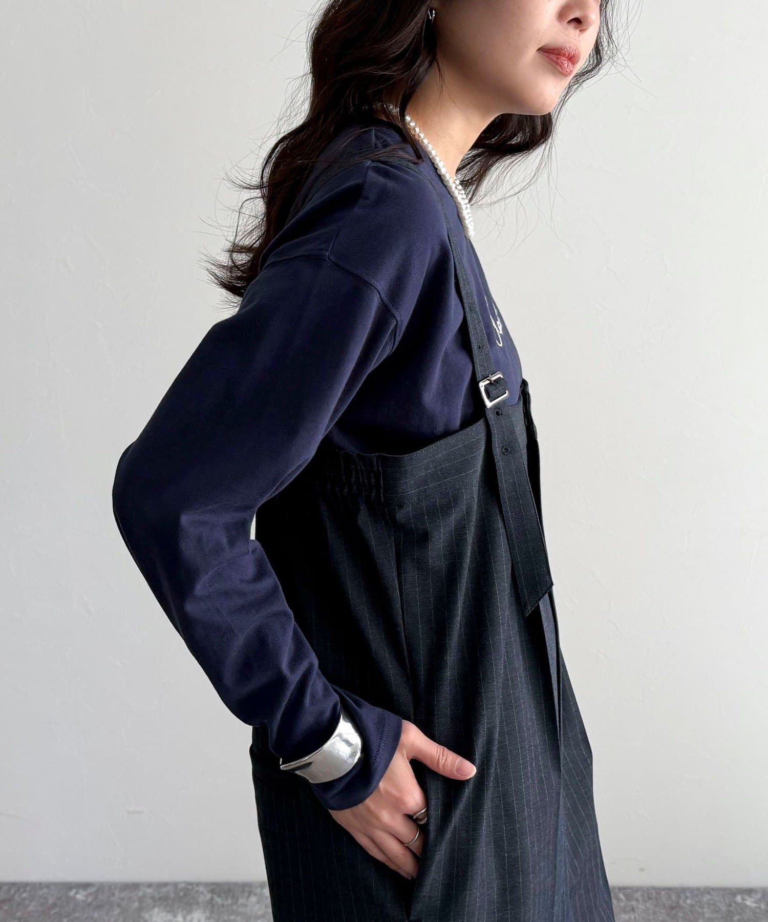 FREDY & GLOSTER(フレディ アンド グロスター) ヤーン刺繍ロゴロンTシャツ