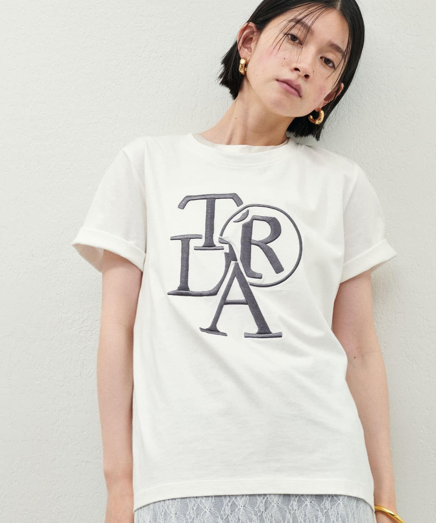 NICE CLAUP / OLIVE des OLIVE OUTLET(ナイスクラップ  / オリーブ デ オリーブ アウトレット) 【LARUTA】厚盛ロゴ刺繍T