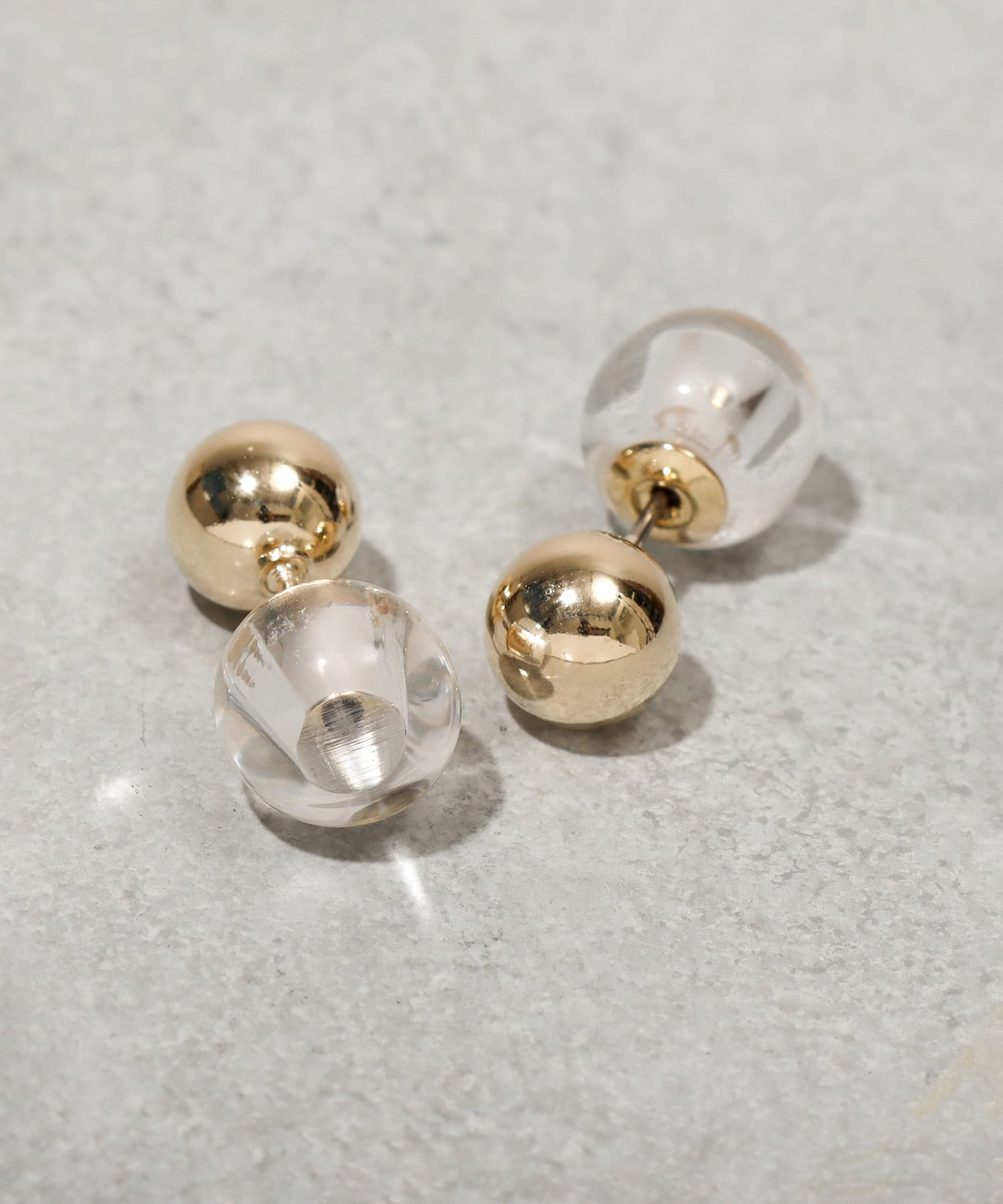 3COINS(スリーコインズ) アシンメトリーボールピアス