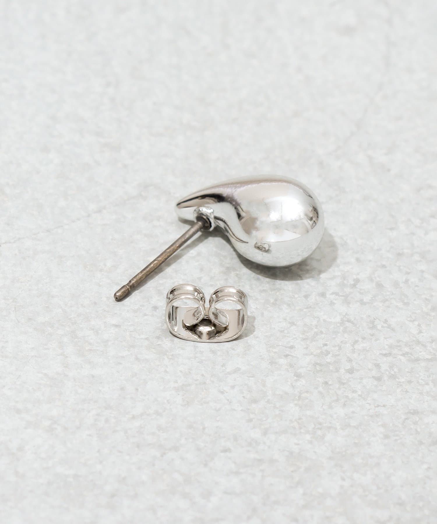 3COINS(スリーコインズ) ドロップメタルピアス