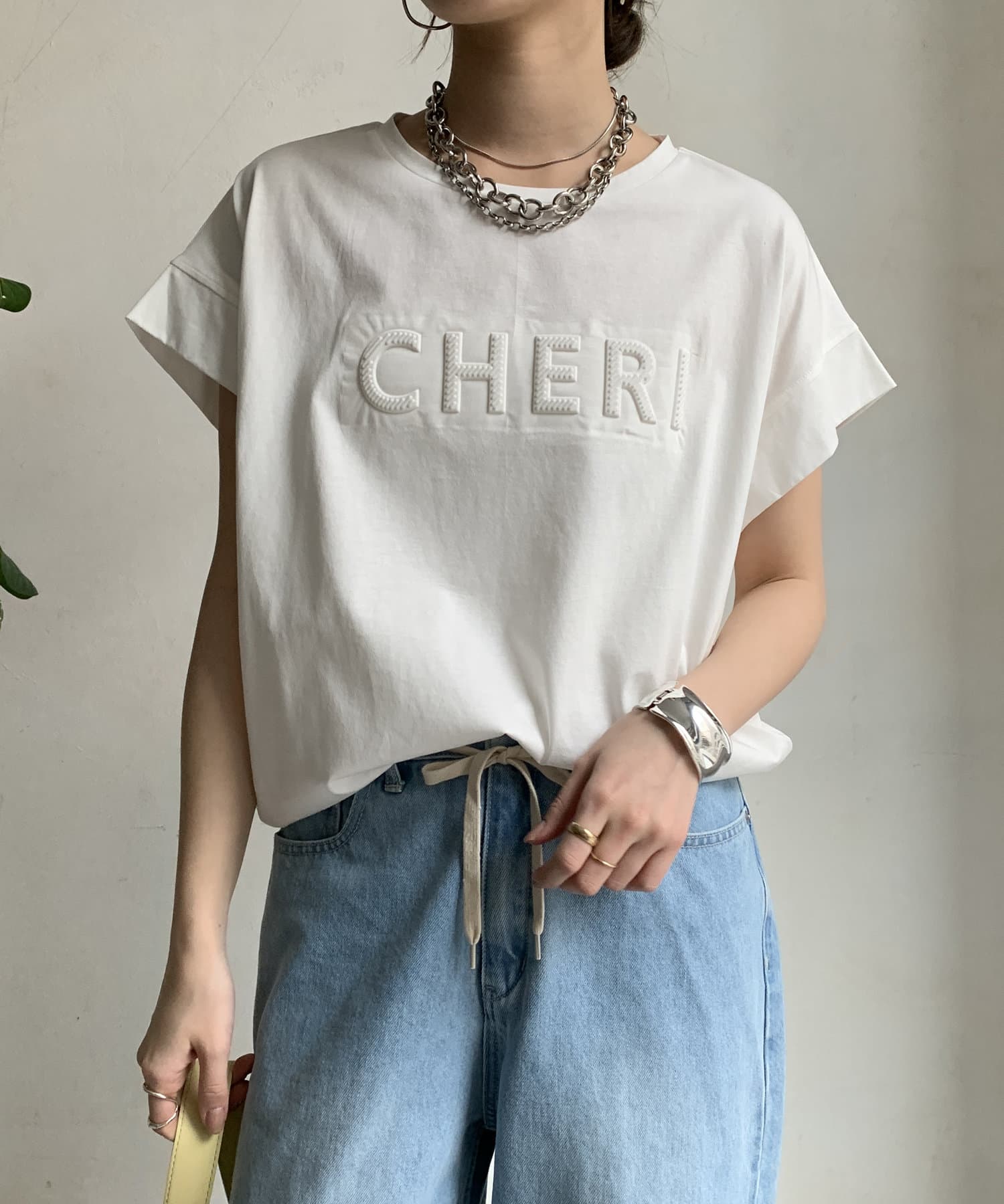 DOUDOU(ドゥドゥ) 【WEB限定】CHERIエンボスロゴTEE