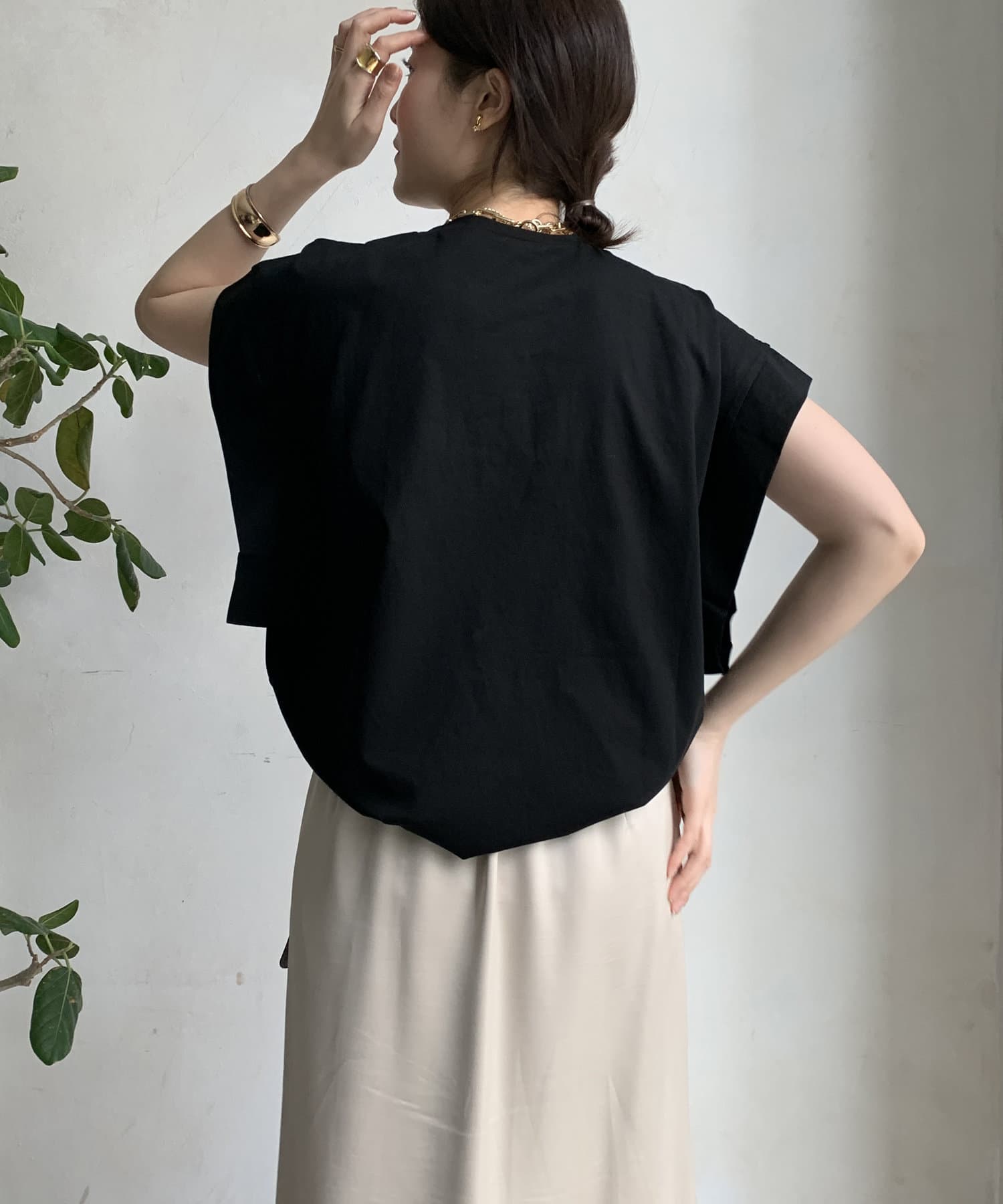 DOUDOU(ドゥドゥ) 【WEB限定】CHERIエンボスロゴTEE