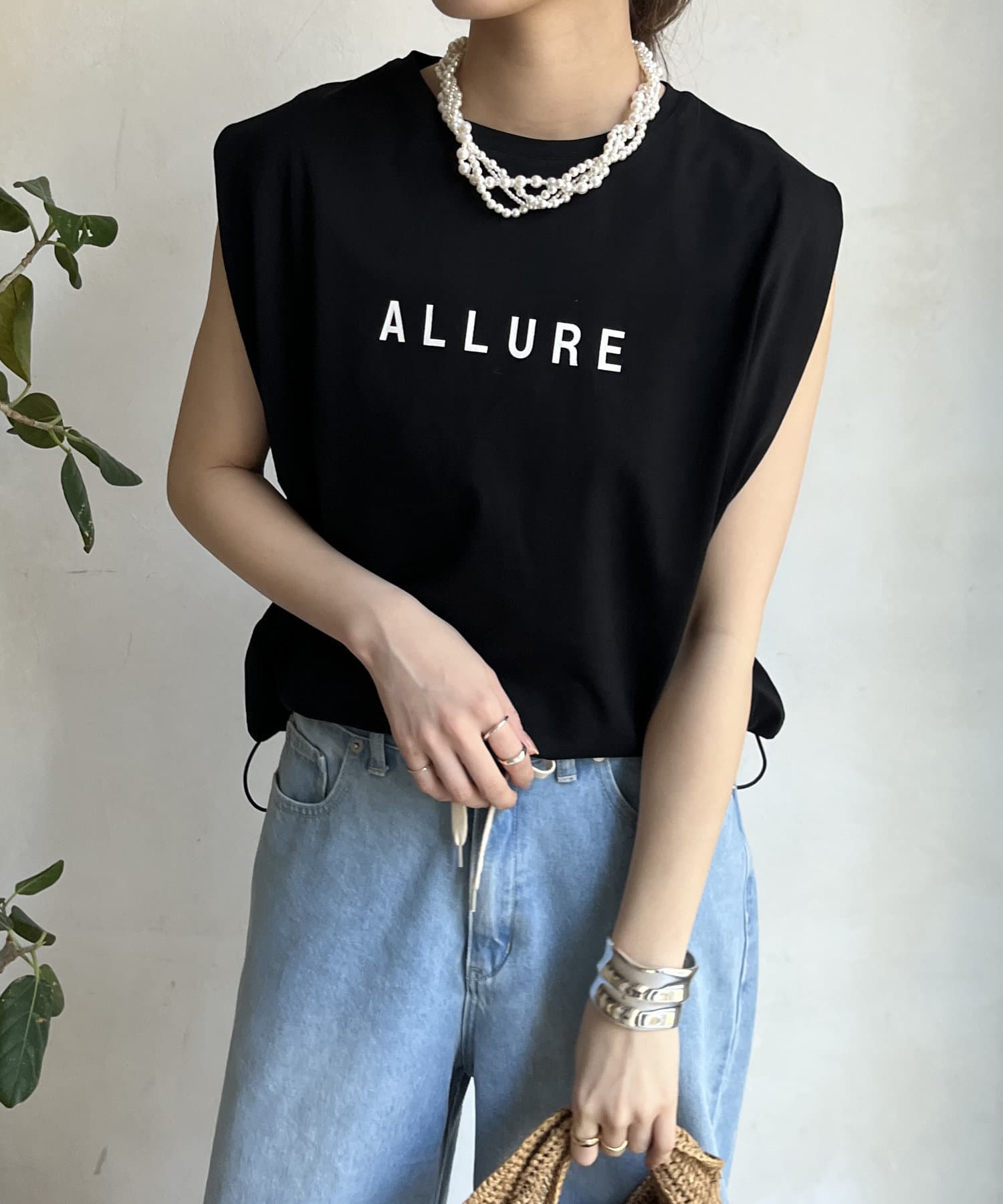 DOUDOU(ドゥドゥ) 【WEB限定】タックショルダードロストロゴTEE