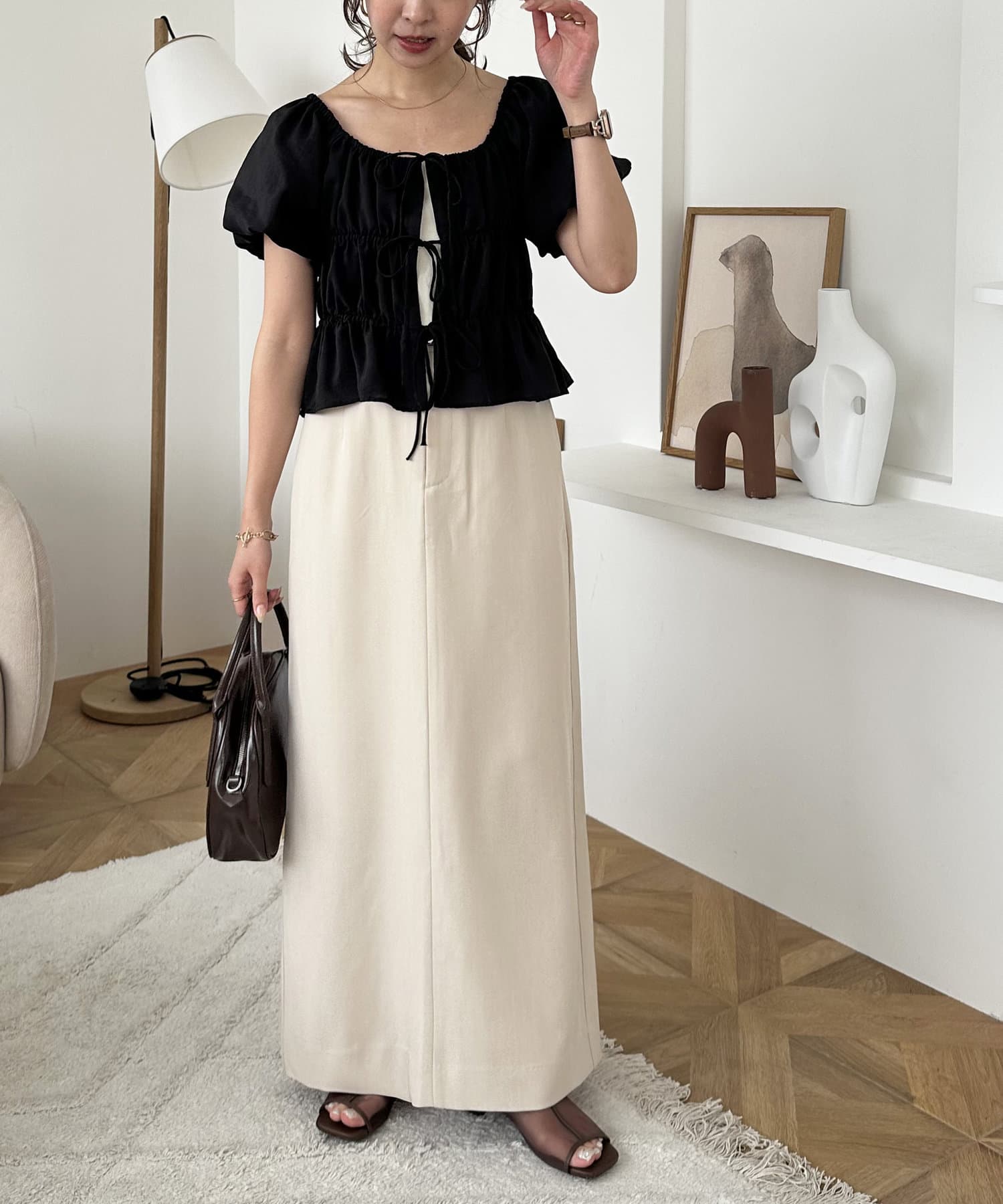 DISCOAT(ディスコート) 裾スリットナロースカ-ト《WEB限定カラーあり》