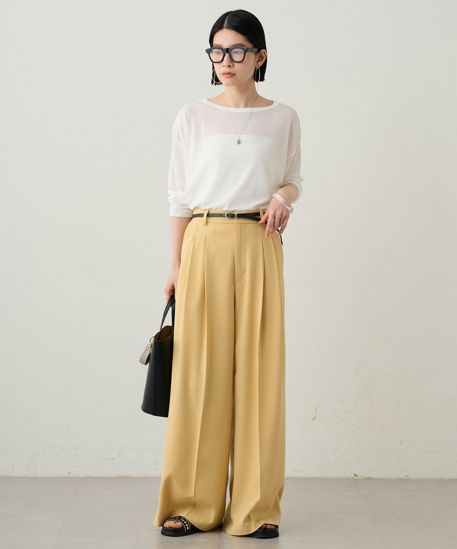 LOUNGEDRESS　スクエア　ロンT LOUNGEDRESS（ラウンジドレス）の「スクエアロゴロンT（Tシャツ