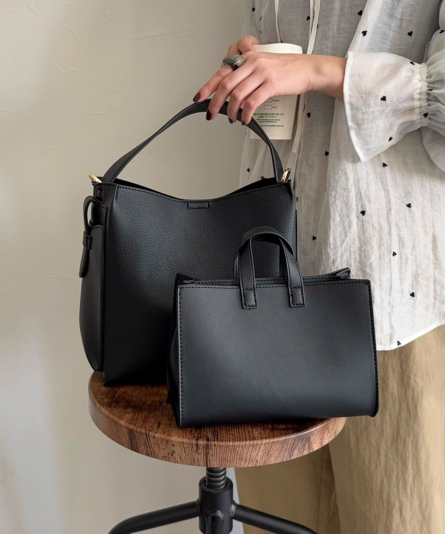 FREDY & GLOSTER(フレディ アンド グロスター) サイドポケットソフトバッグトート付きバッグ