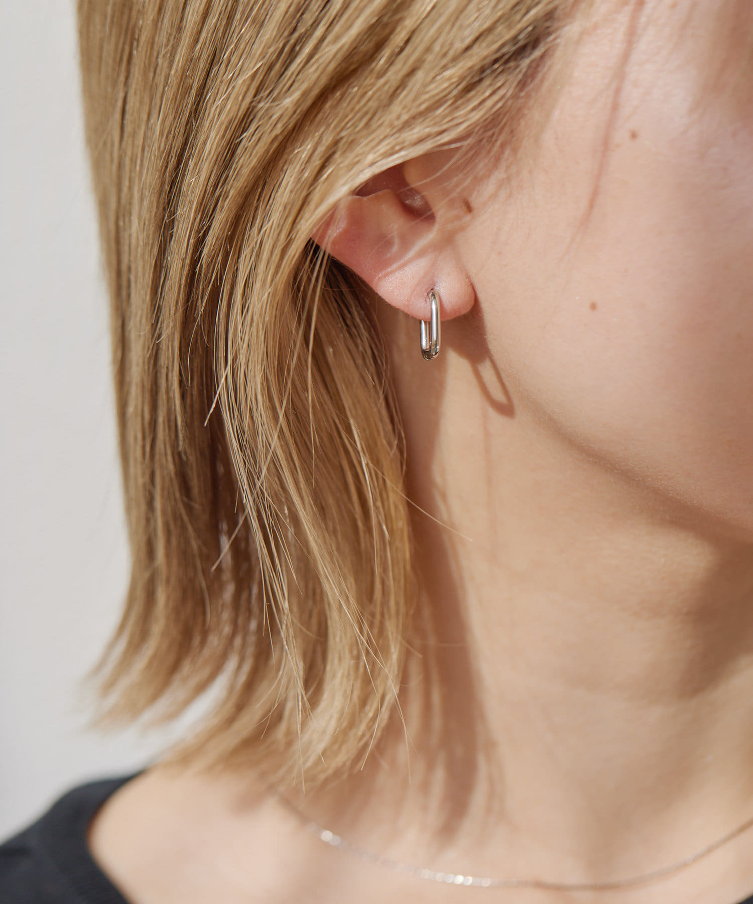 ear PAPILLONNER(イア パピヨネ) 《金属アレルギー対応/ステンレス》クリアリングピアス