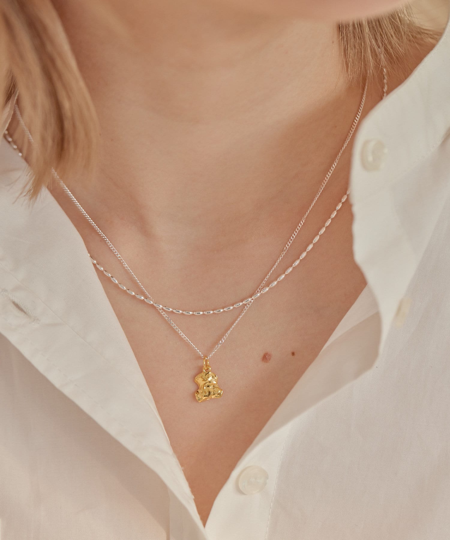 ear PAPILLONNER(イア パピヨネ) 《スターリングシルバー使用》トップ付き2連ネックレス