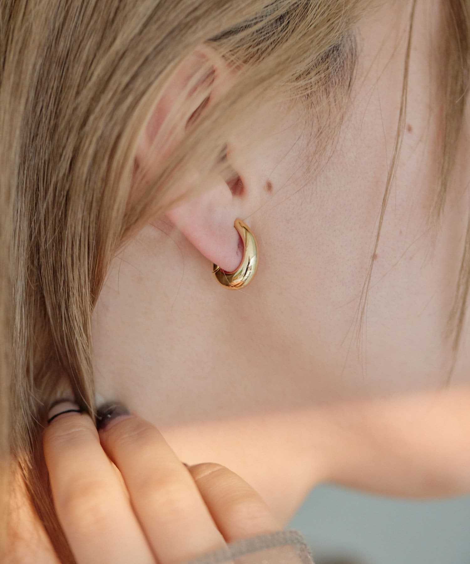 ear PAPILLONNER(イア パピヨネ) ぽってりクリップイヤーカフ/イヤリング