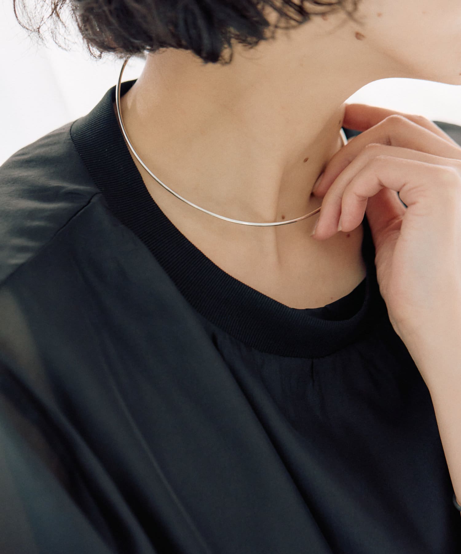 ear PAPILLONNER(イア パピヨネ) 《スターリングシルバー使用》ツイストチョーカーネックレス/ネックカフ
