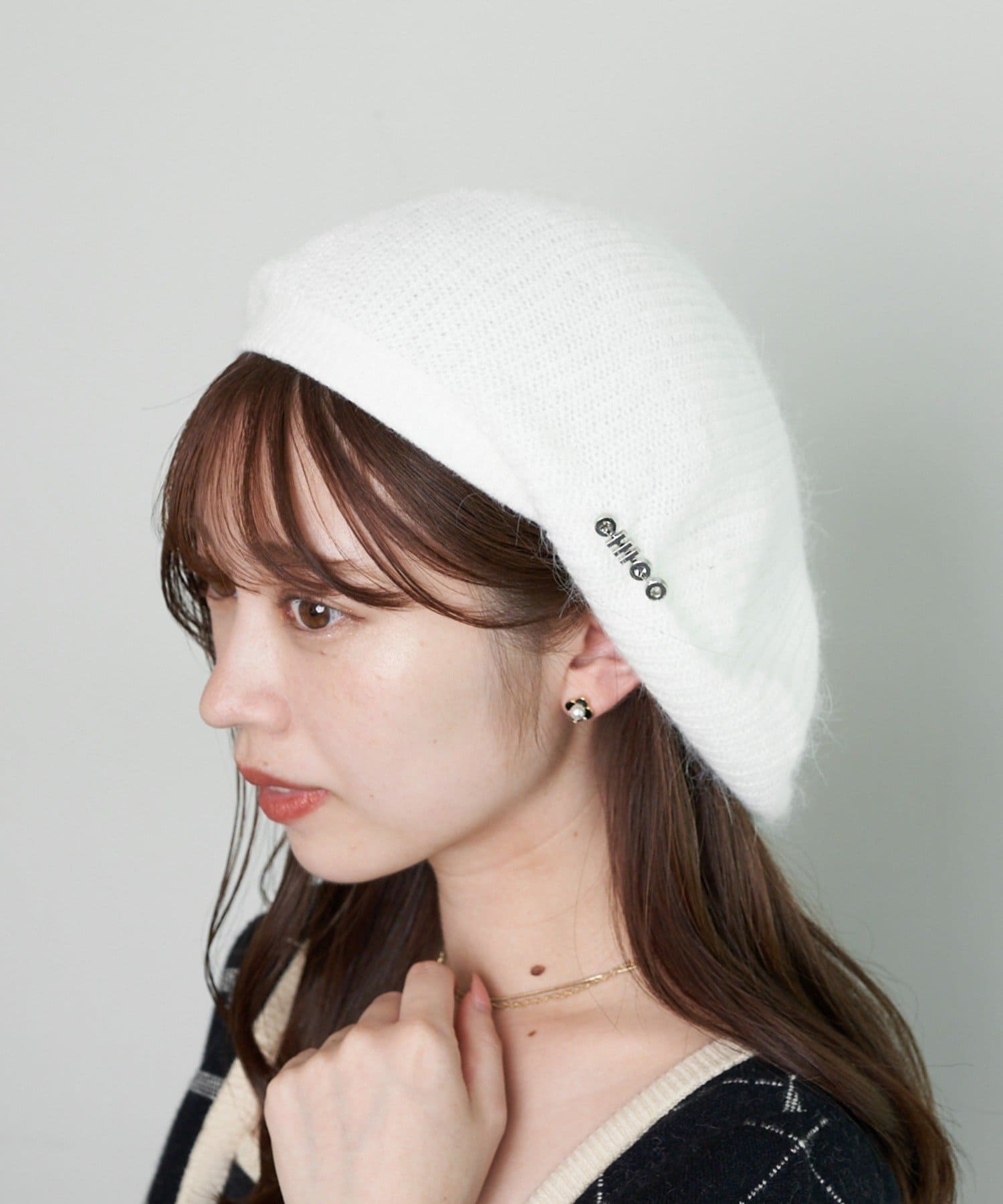 Chico】ピンバッチ付ファーベレー帽 | OUTLET(アウトレット)レディース