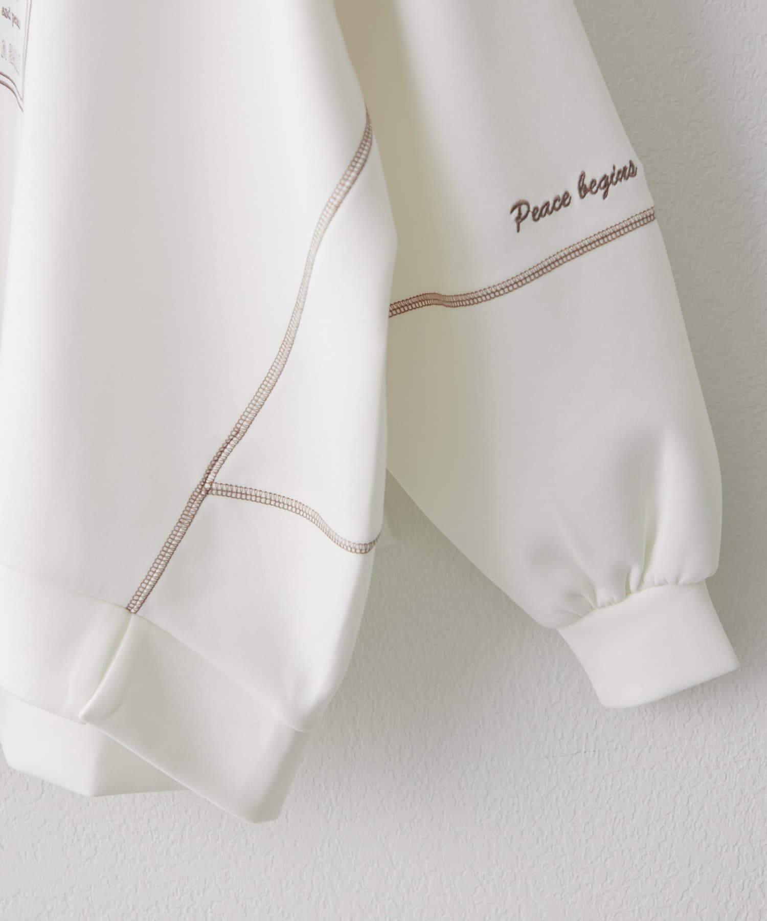 NICE CLAUP / OLIVE des OLIVE OUTLET(ナイスクラップ  / オリーブ デ オリーブ アウトレット) 【春の新作】ダンボール配色ステッチコクーンプルオーバー