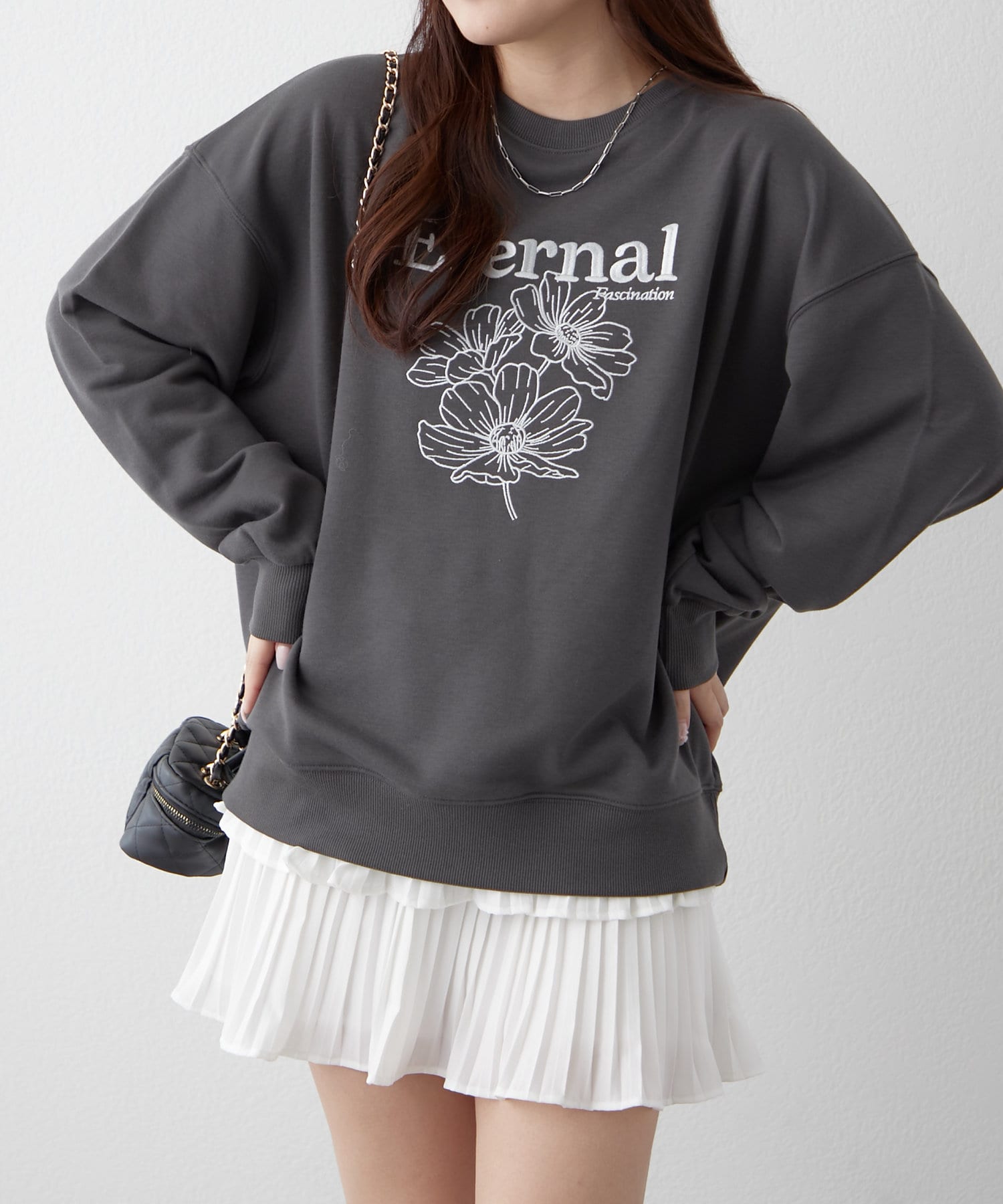 春の新作】【OUTLET限定】フラワー刺繍スウェット | NICE CLAUP