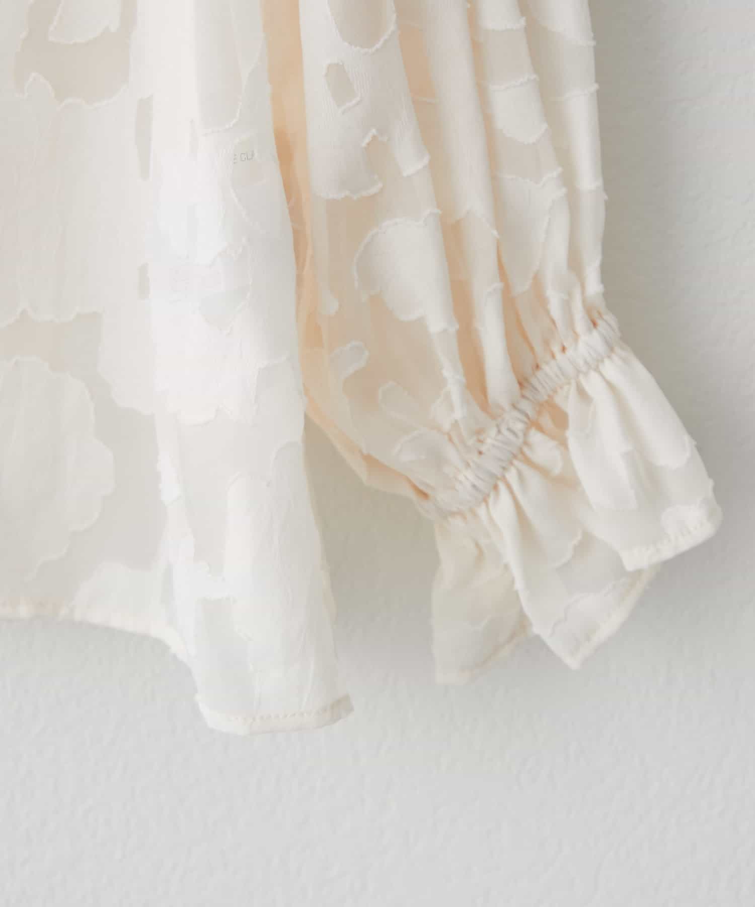 Remind me and forever(リマインドミーアンドフォーエバー) 【お呼ばれにも】大人ジャガード前後2WAYブラウス