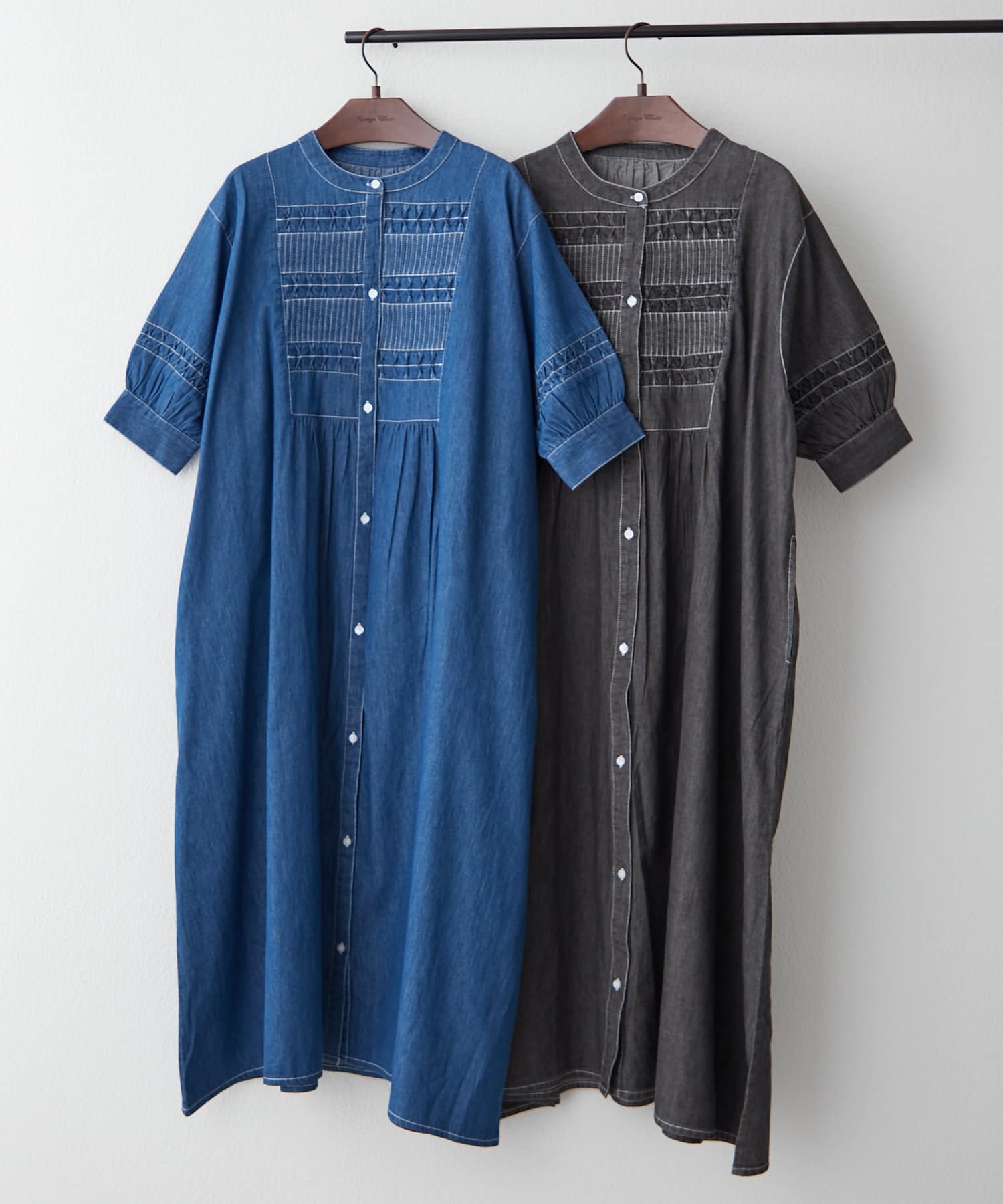 Remind me and forever(リマインドミーアンドフォーエバー) 【2025 Spring/Summer】スモッキングパフ袖デニムワンピース