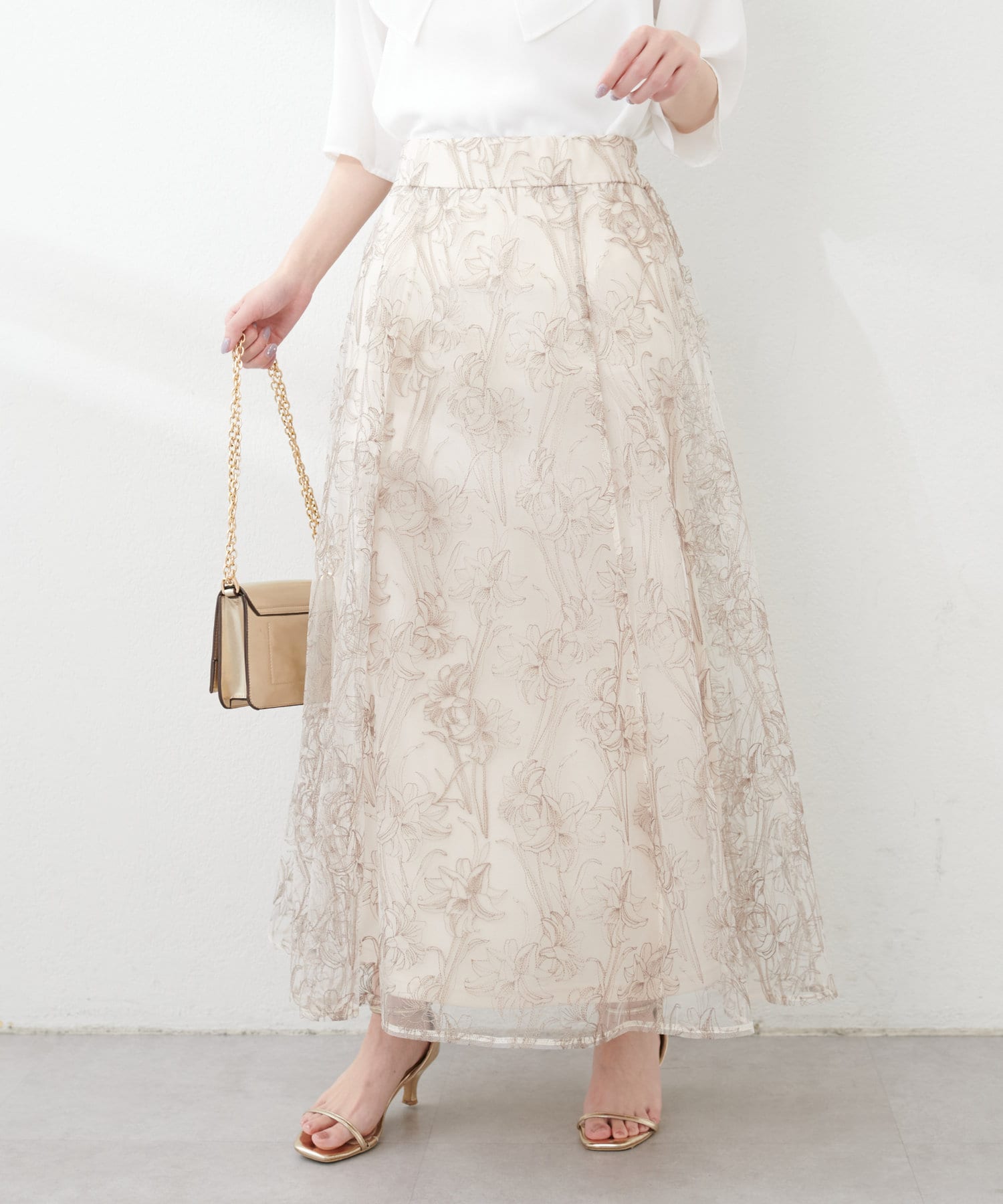 チュール刺繍スカート | フレアスカート | Noela OFFICIAL WEB STORE