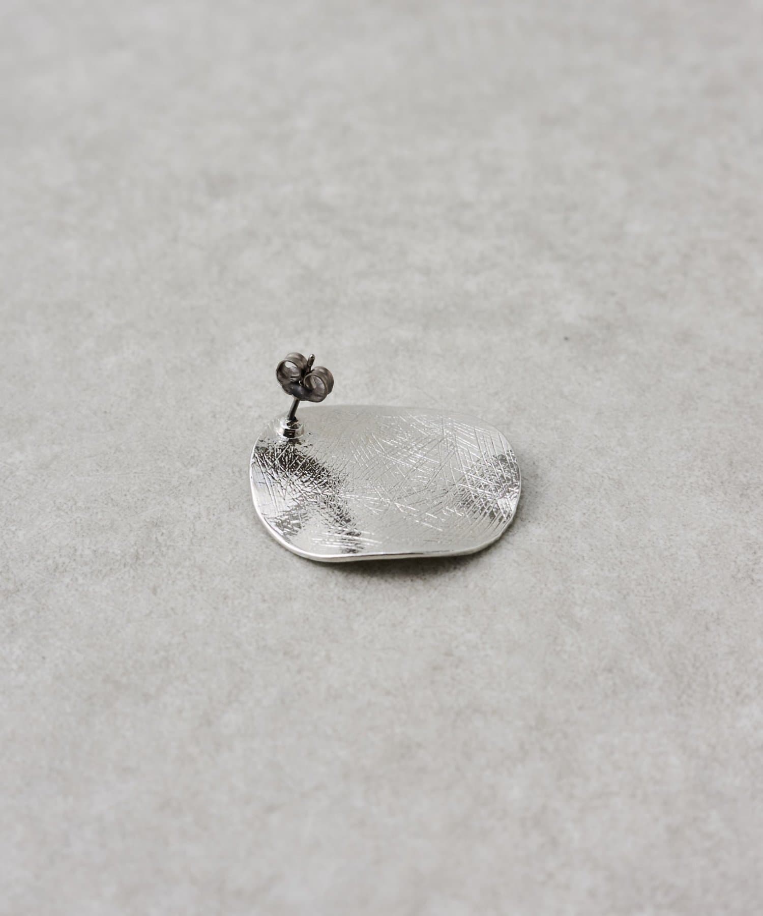 BEARDSLEY(ビアズリー) サークルピアス(シルバー)
