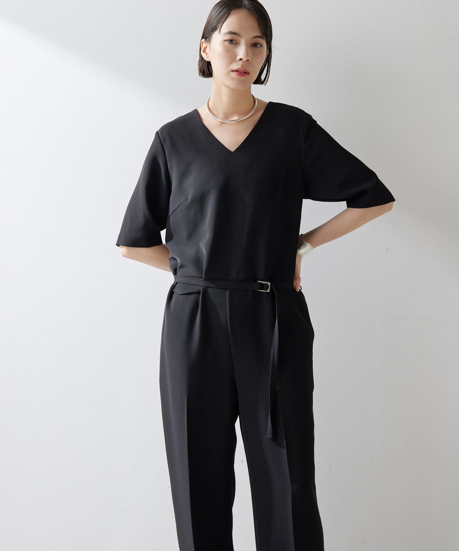 THE PAUSE】Vネックジャンプスーツ | Whim Gazette(ウィム