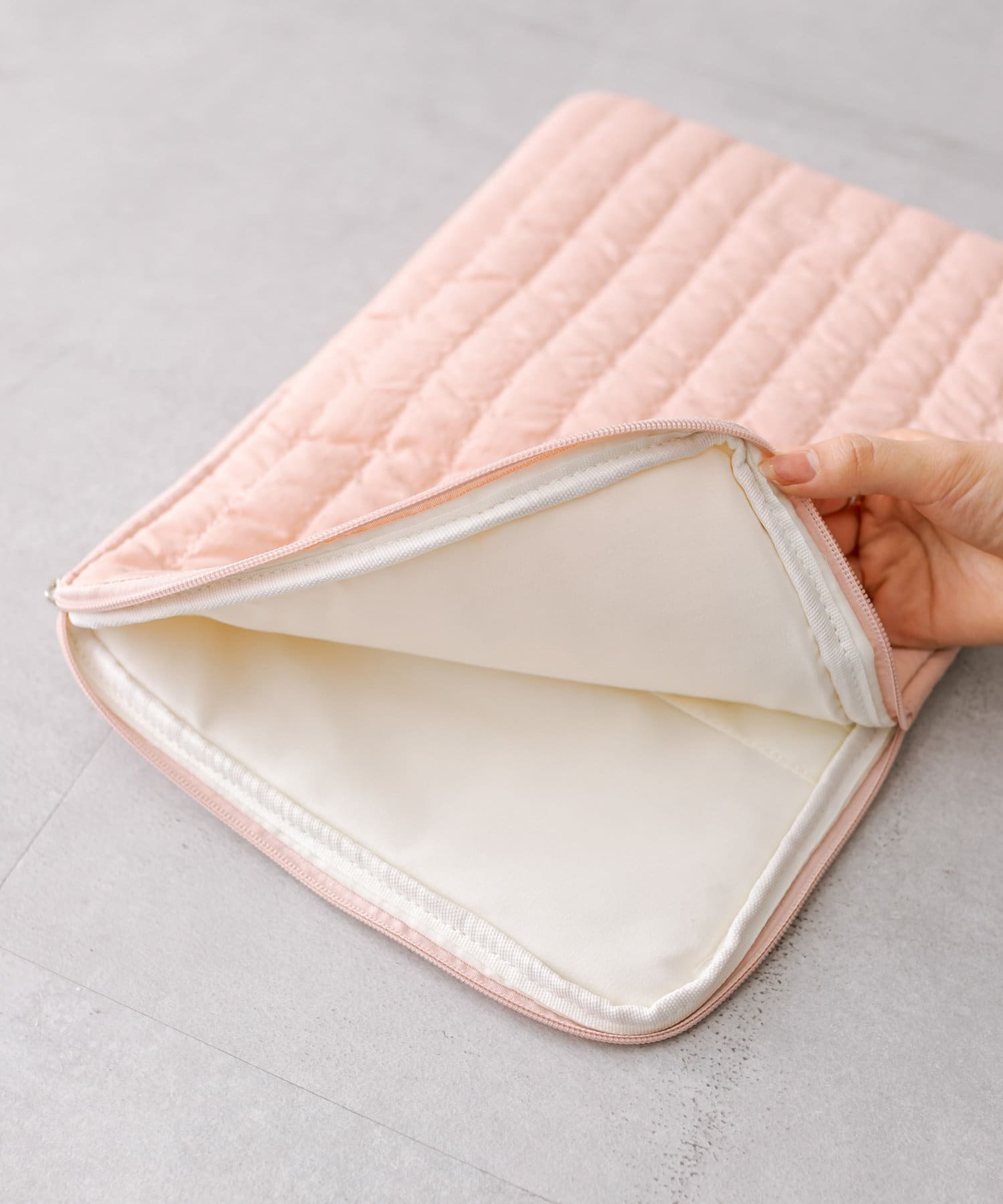 OUTLET(アウトレット) 【mystic】loti キルティングPCケース