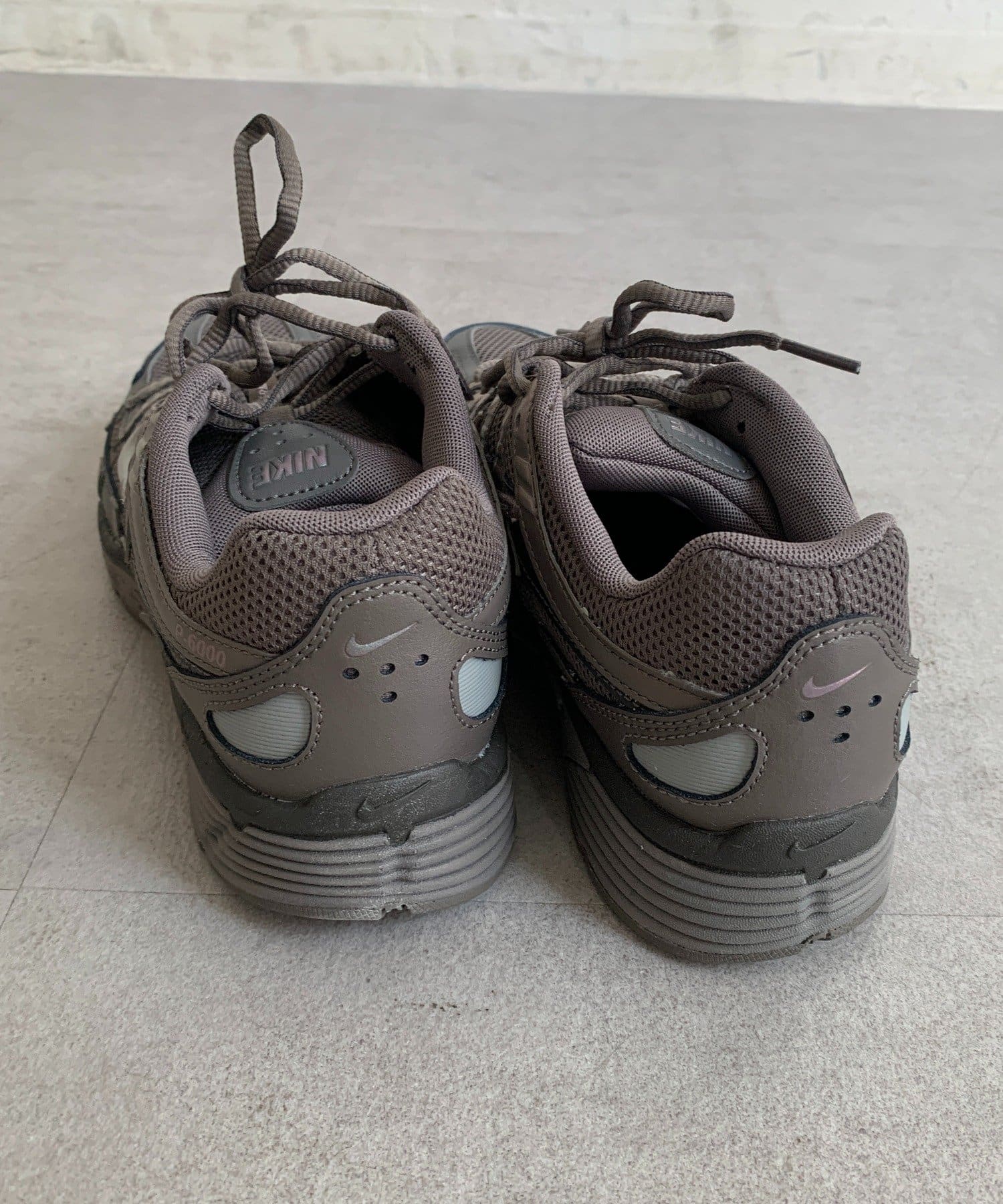 DOUDOU(ドゥドゥ) 【NIKE/ナイキ】  P-6000