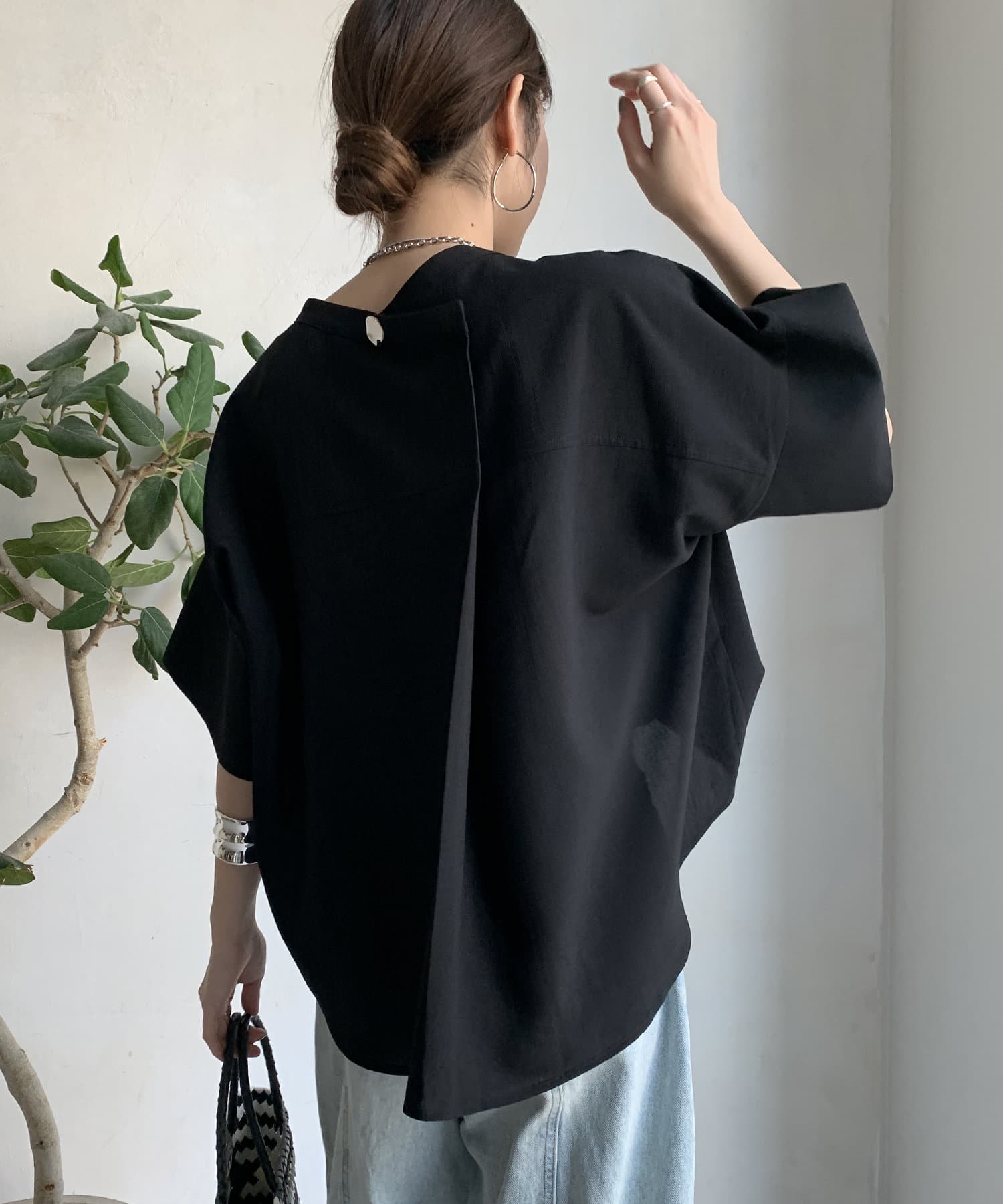 DOUDOU(ドゥドゥ) 【WEB限定/完売カラー再追加！】シルバーモチーフスキッパーブラウス