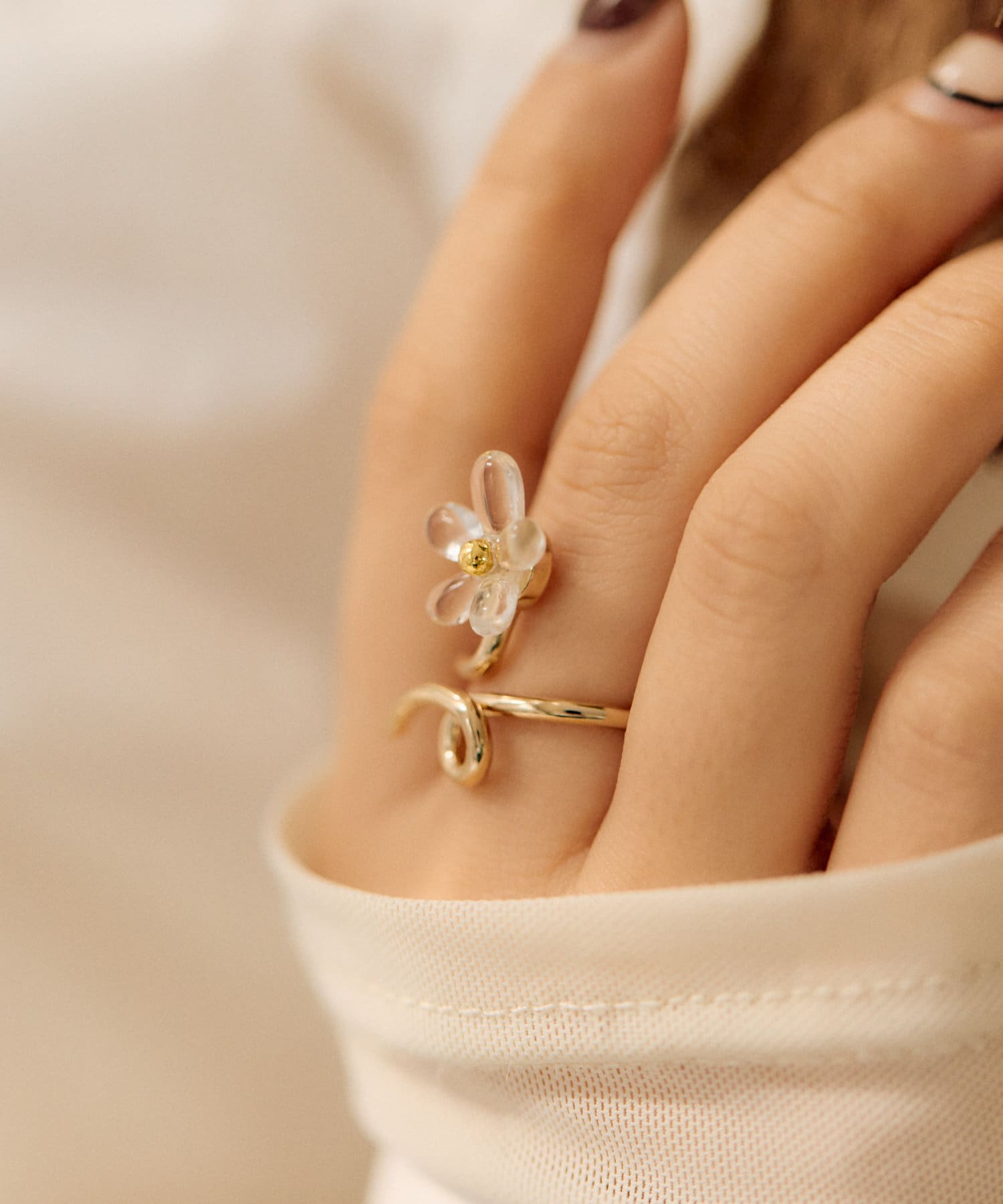 ear PAPILLONNER(イア パピヨネ) 《WEB限定》クリスタルフラワーリング