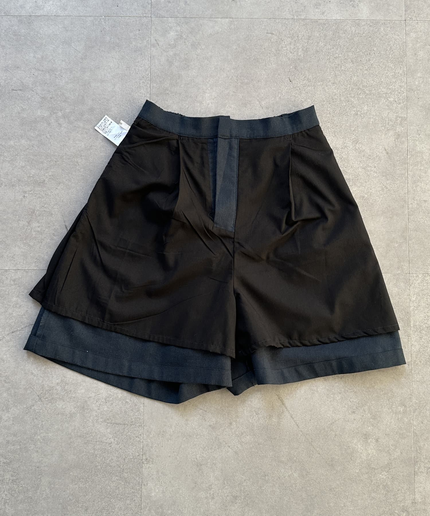 Chez toi(シェトワ) フレアハーフパンツ