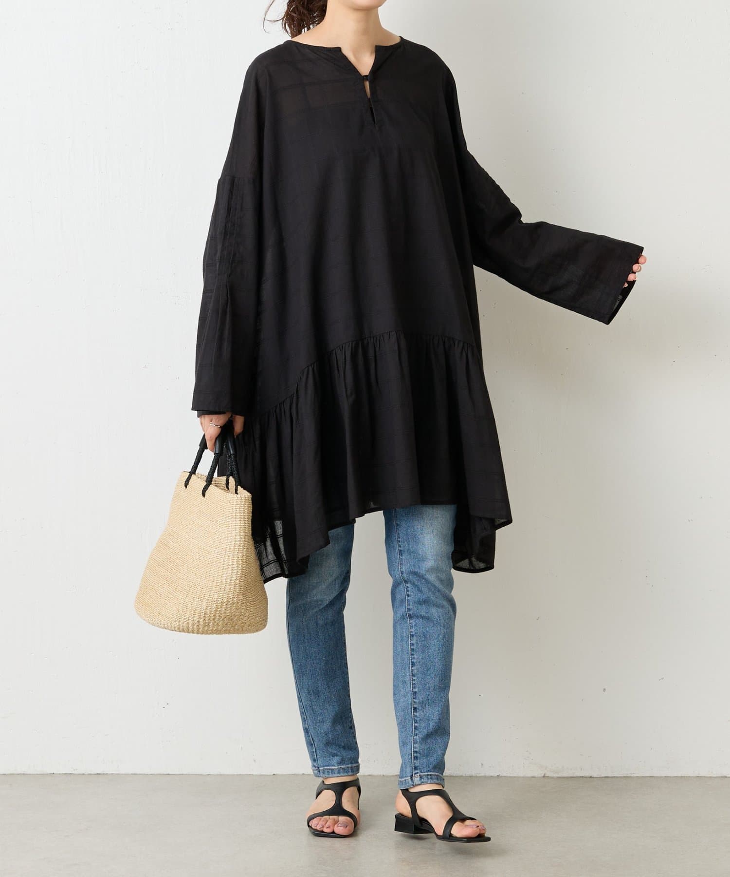 BEARDSLEY ビアズリー　後ろタフタビッグチェックチュニックワンピース　黒 シャドーチェックチュニック | BEARDSLEY(ビアズリー)レディース