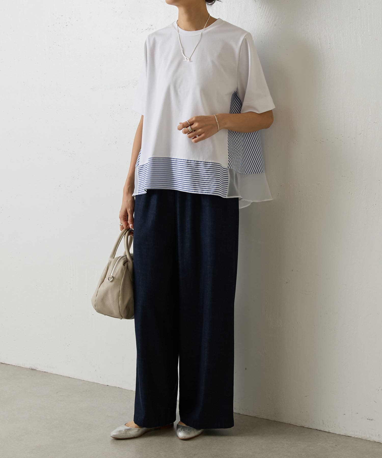 BEARDSLEY（ビアズリー）の「布帛コンビカットソー（Tシャツ
