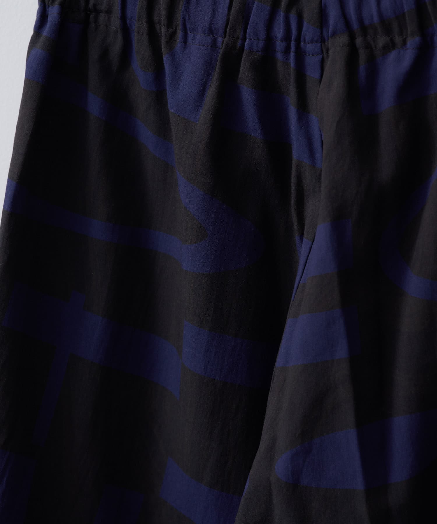 OUTLET(アウトレット) 【Kastane】【WHIMSIC】アブストラクトパターンプリントショーツ