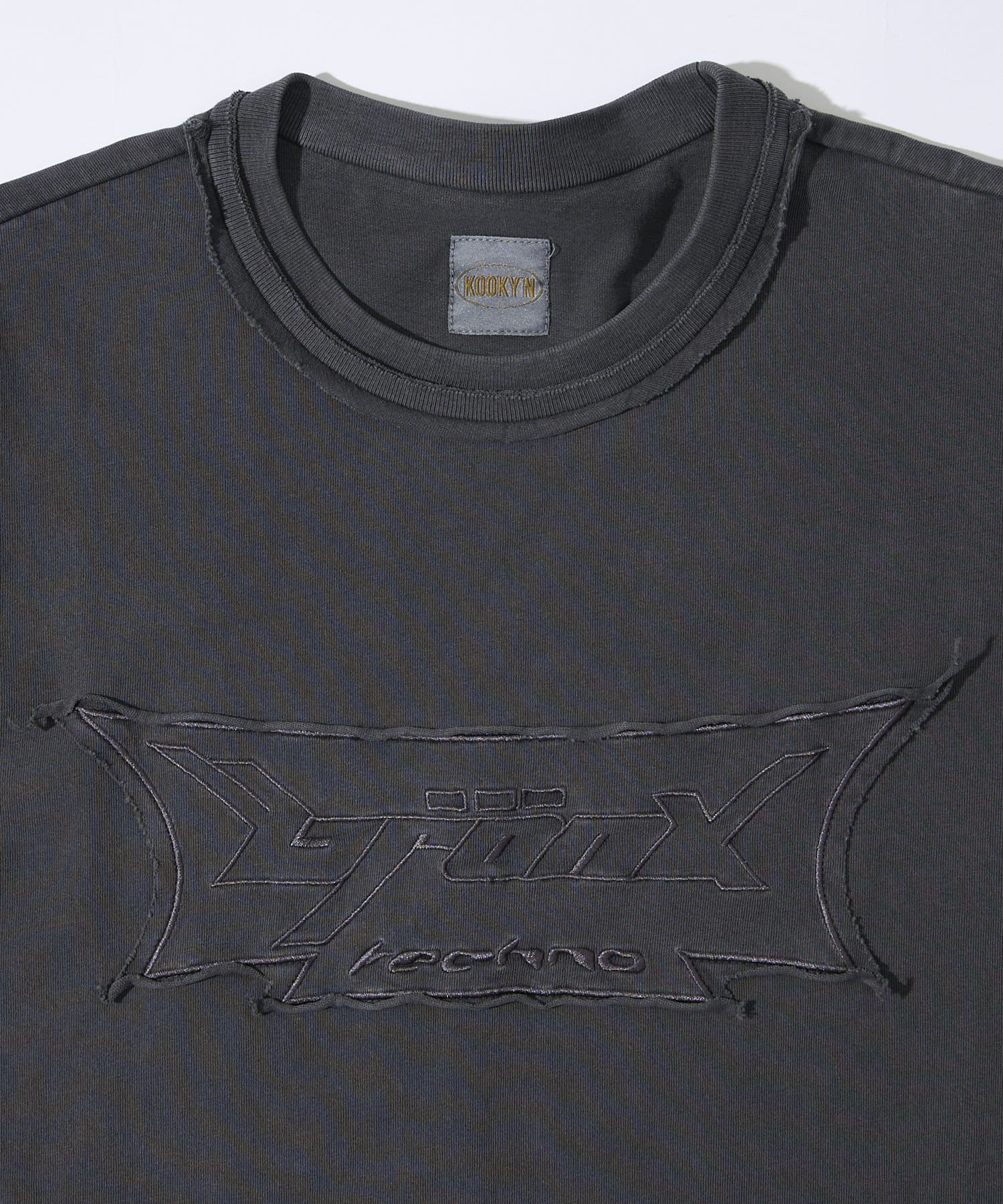 OUTLET(アウトレット) 【KOOKY''N/クーキー】BRONXリメイクライクパッチ刺繍TEE