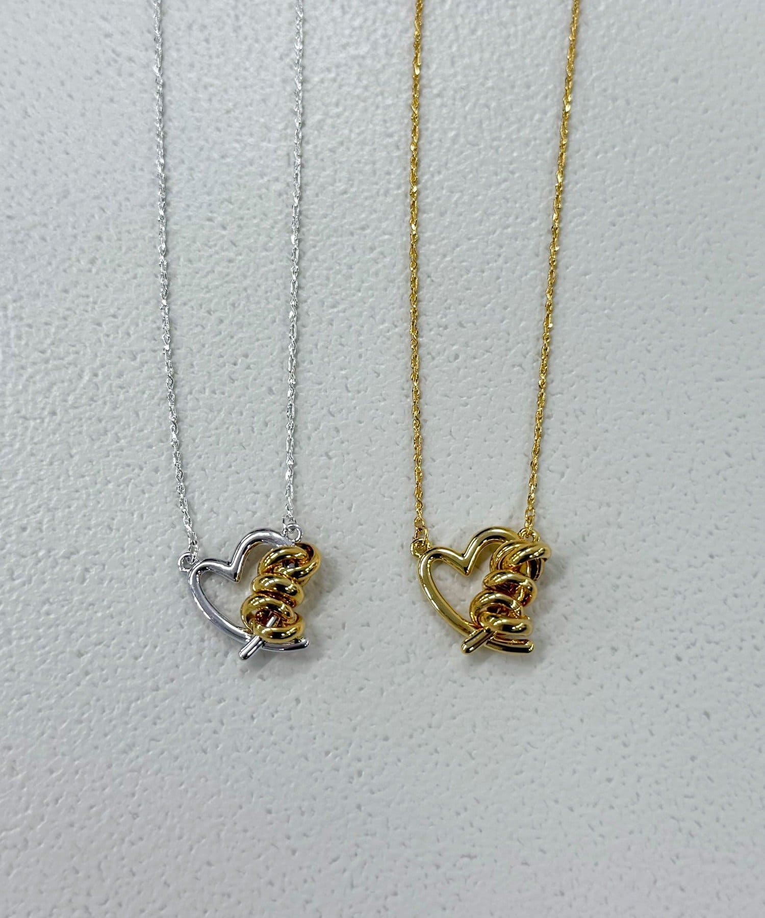 FREDY & GLOSTER(フレディ アンド グロスター) LAPUIS　Line Coil Heartネックレス