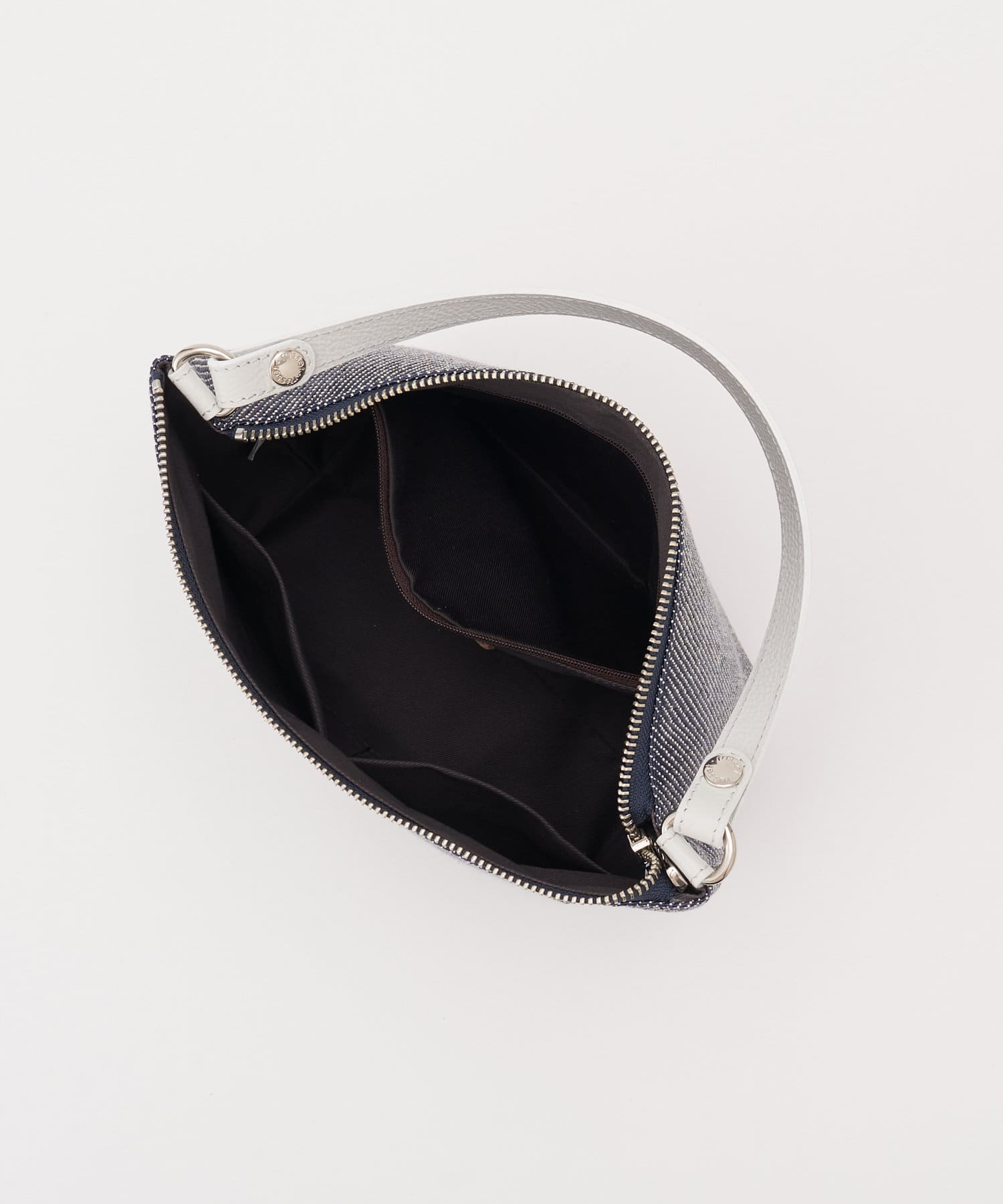 russet(ラシット) ［280g/軽量］【名品】シンプルショルダーバッグ［Nylon Denim］