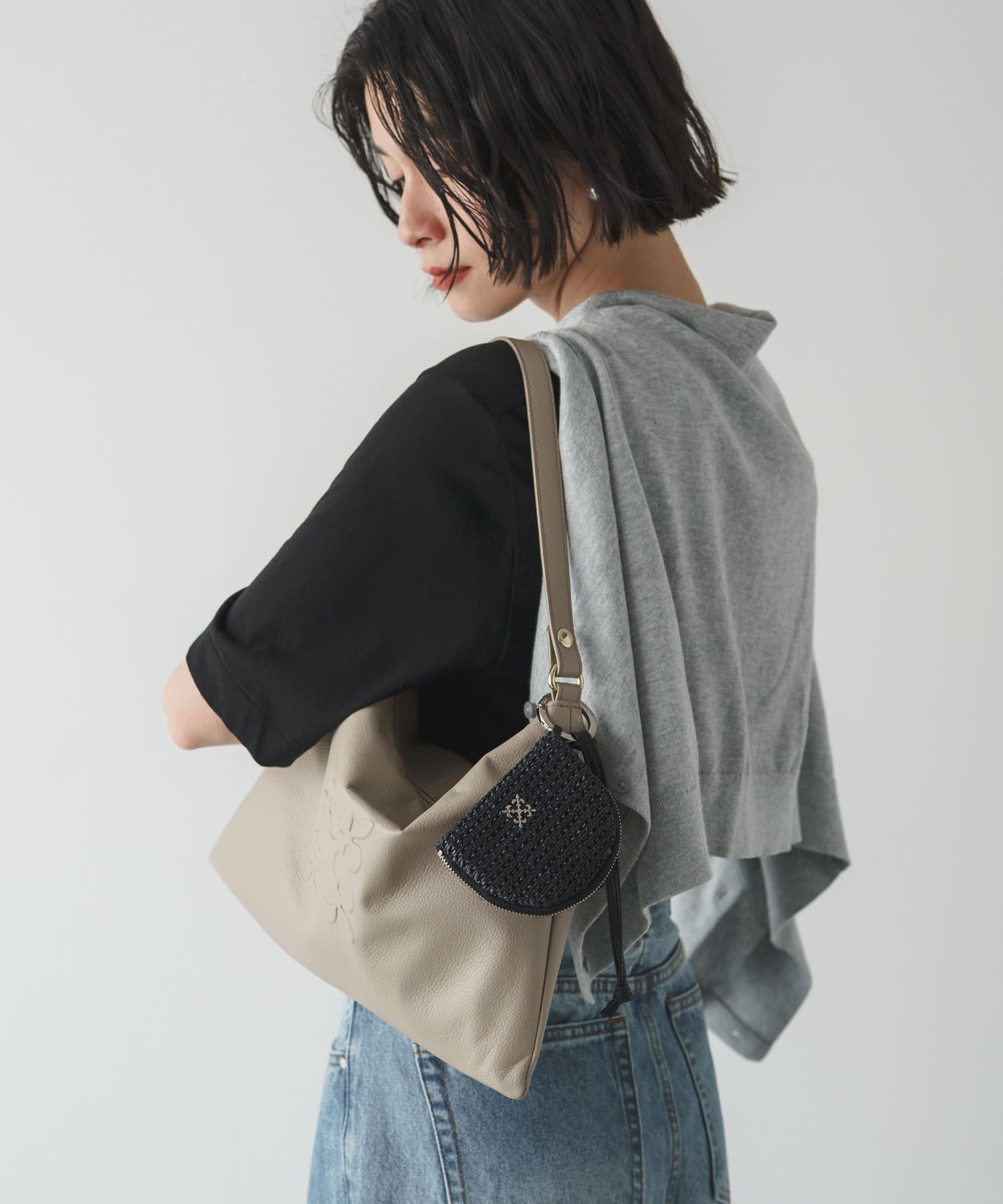 russet(ラシット) カラビナ付き カゴラウンドマルチケース