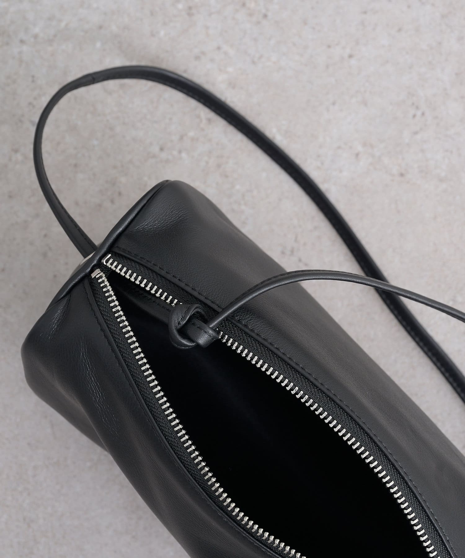 Omekashi(オメカシ) レザーワンハンドルBAG