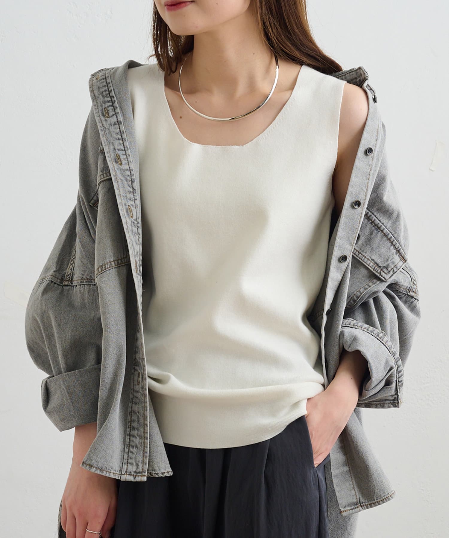 PUAL CE CIN　2025 SS collection　【レトロシック】ミニマルなデザインとソフトなクラフト感による洗練されたレトロスタイルと上品で心地良いテクスチャーを重ねたコンフォートスタイ