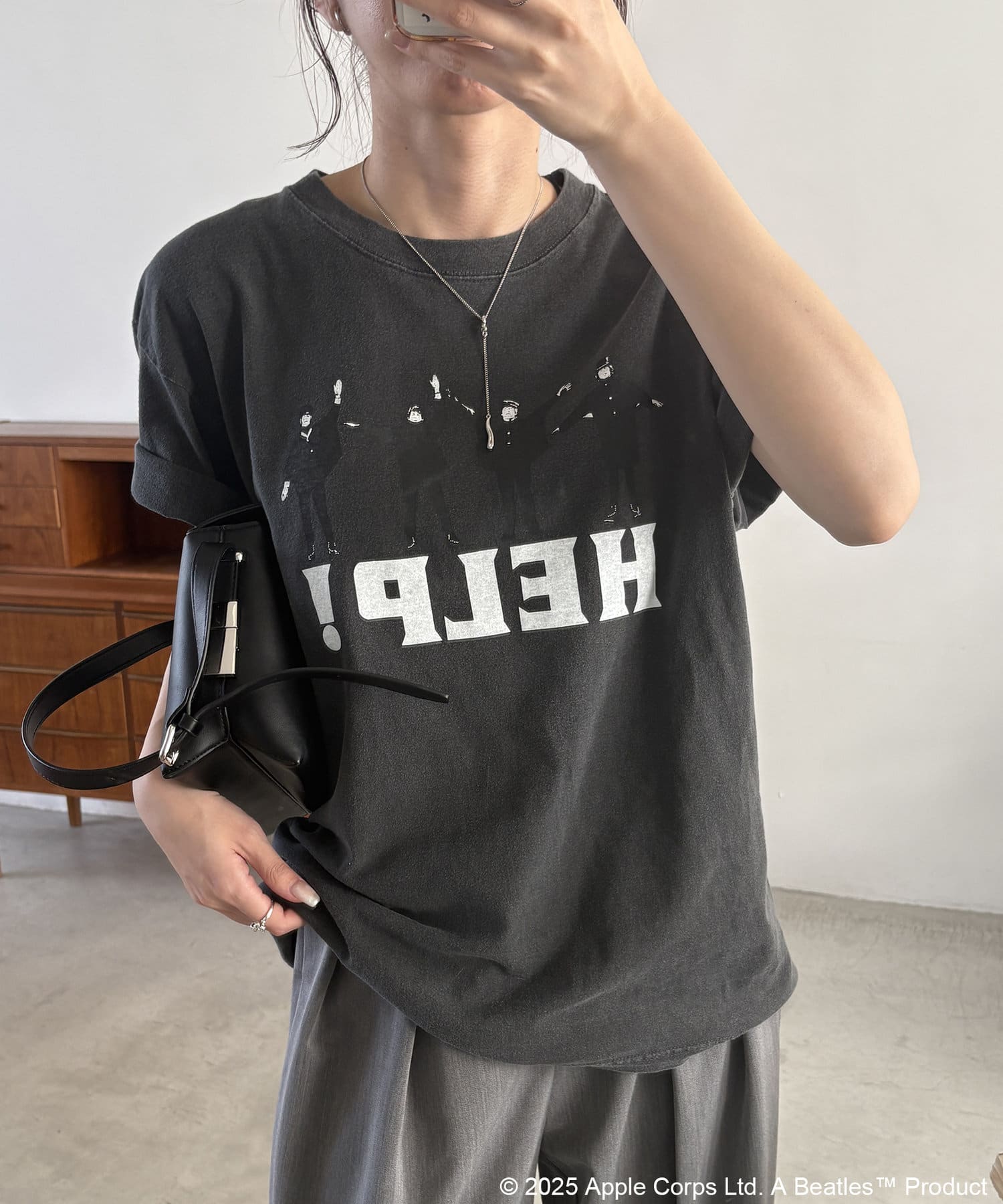 【新品タグ付】BEATLES HELP T CAPRICIEUX LE'MAGE GOOD ROCK SPEED〉BEATLES HELP Tシャツ | CAPRICIEUX LE'MAGE