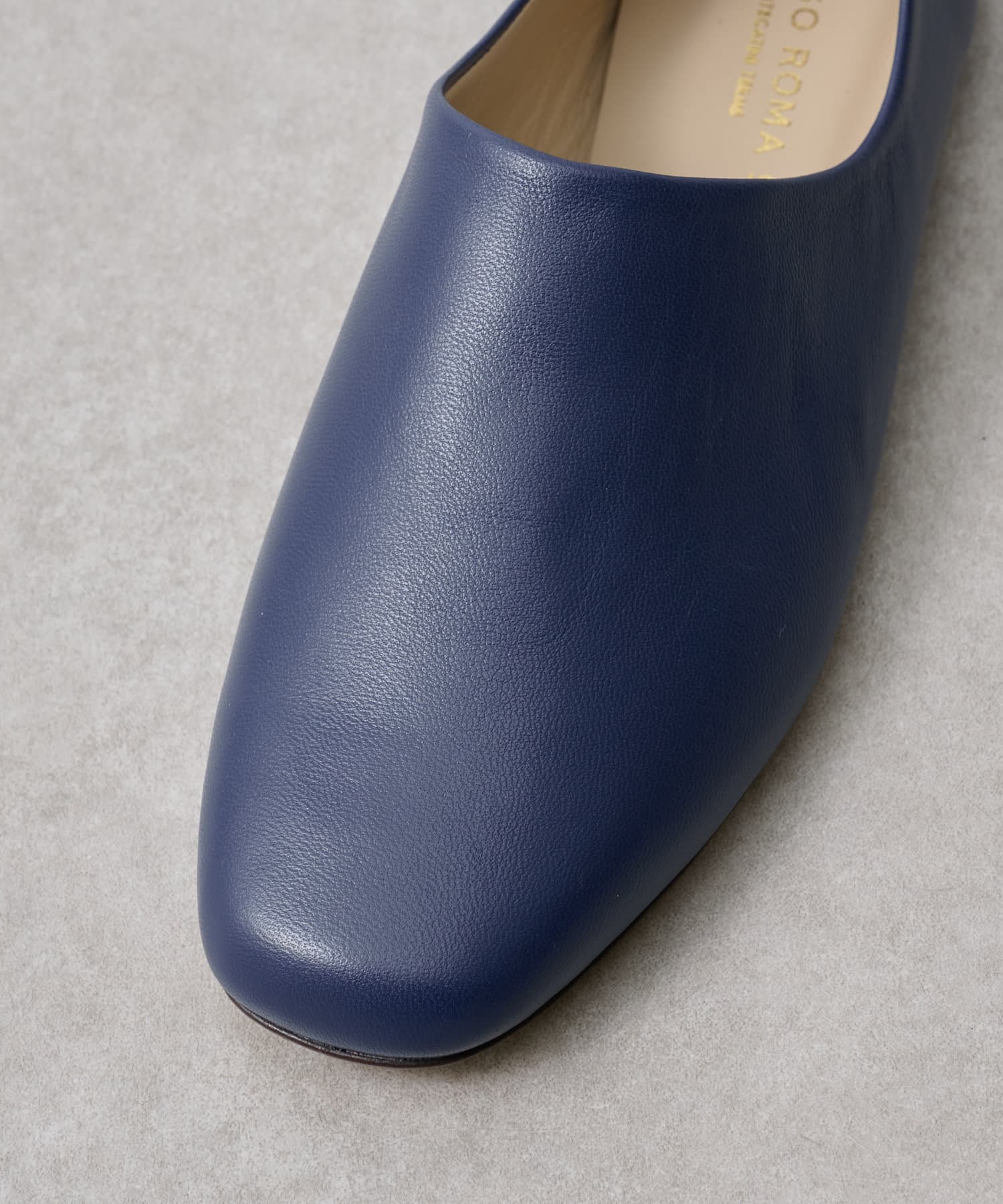 BEARDSLEY(ビアズリー) 《CORSO ROMA 9》プレーンフラットシューズ