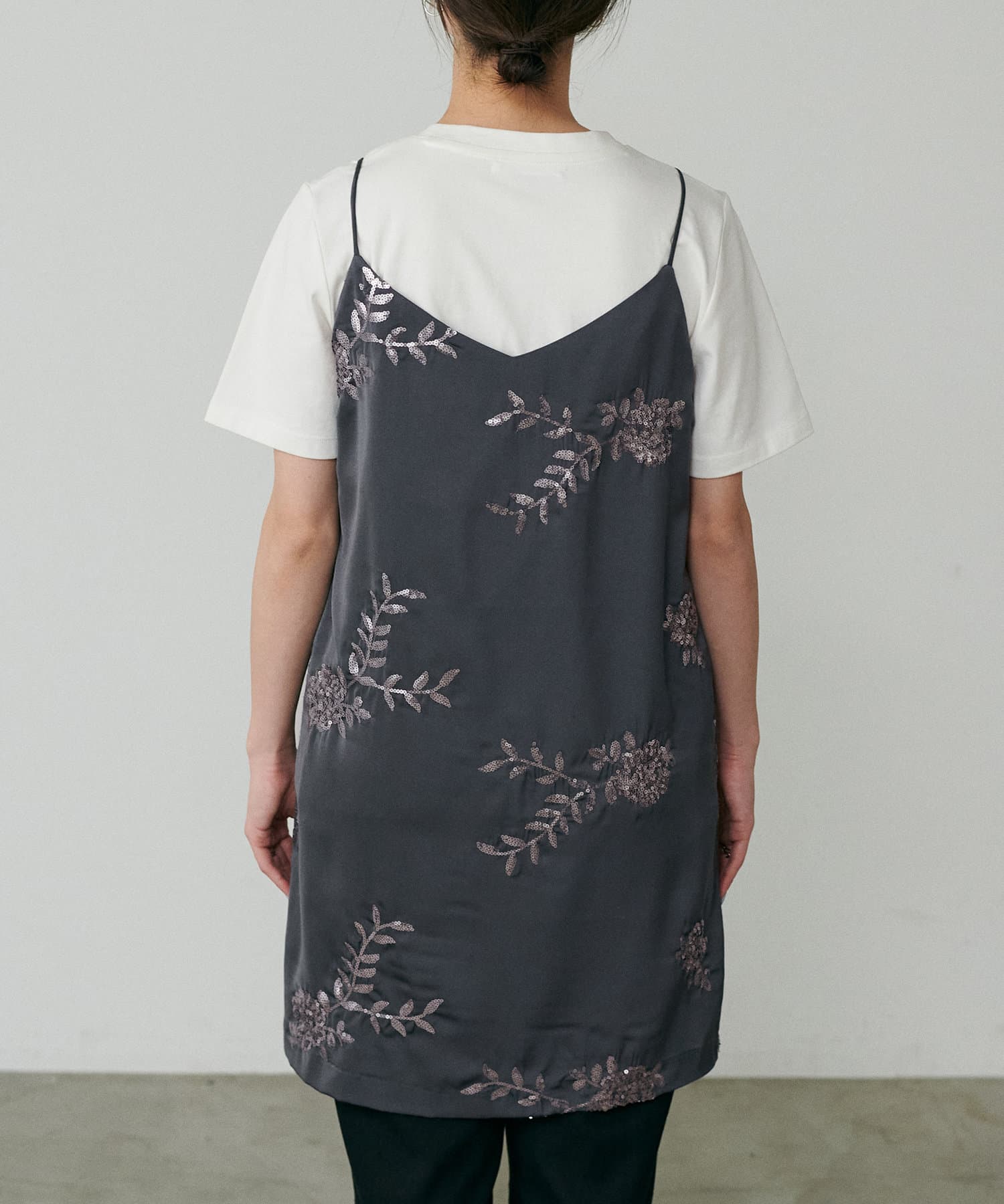 LARUTA(ラルータ) フラワースパンコール刺繍チュニックワンピース【MAOプロデュース】