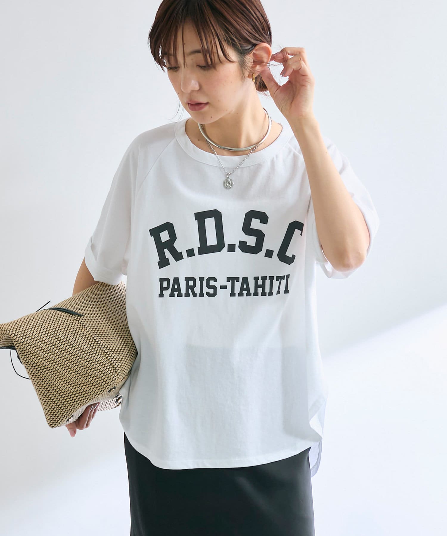 人気インフルエンサーYosssshiiiiさんコラボTシャツ●デザインインフルエンサーYosssshiiiiさんとのコラボはUSEDのTシャツをイメージしたカレッジロゴTシャツ。バックには1978のY
